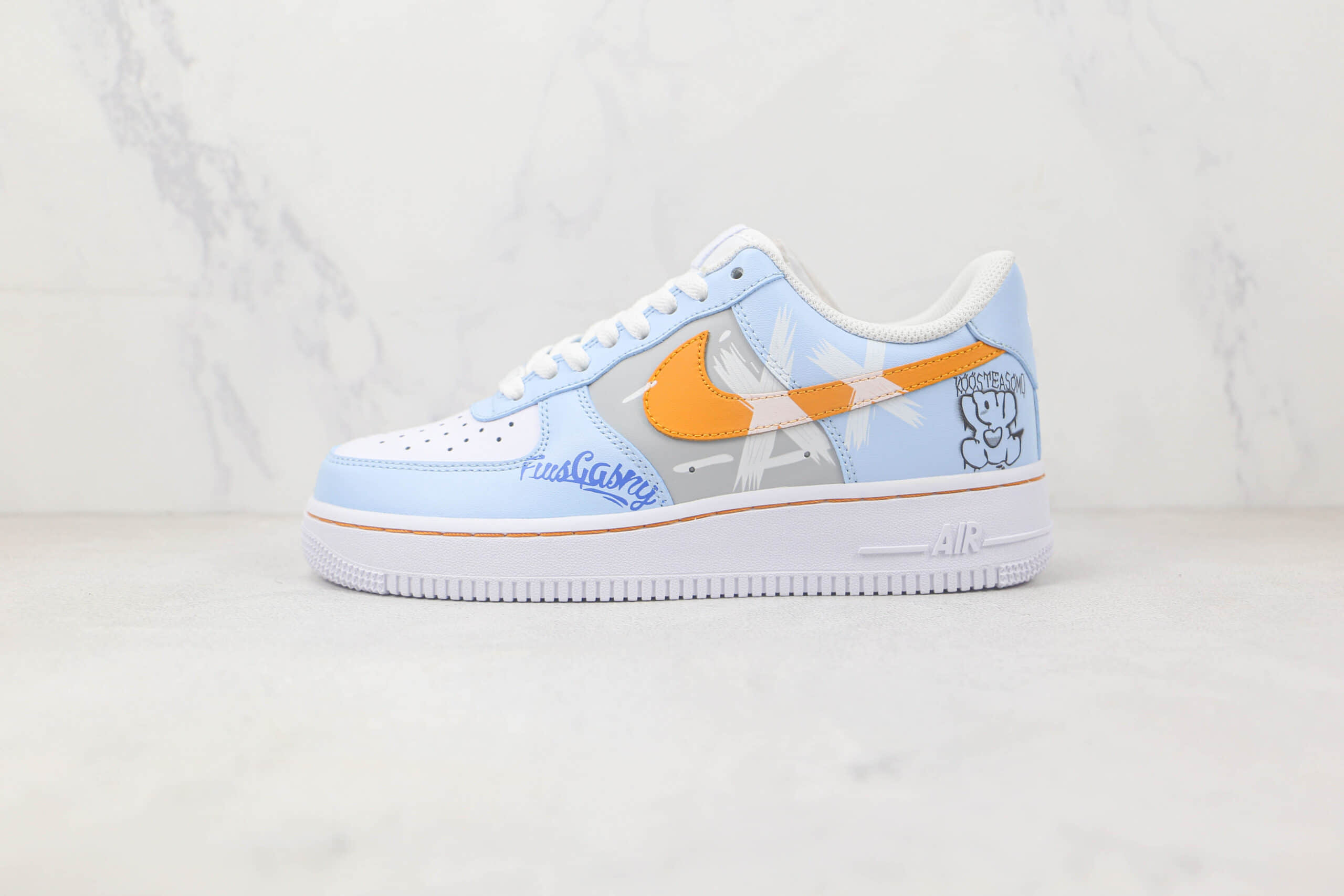 耐克Nike Air Force1 07纯原版本低帮空军一号定制款圣诞夜小熊灰蓝色板鞋 耐克空军一号定制款 货号：CW2288-669