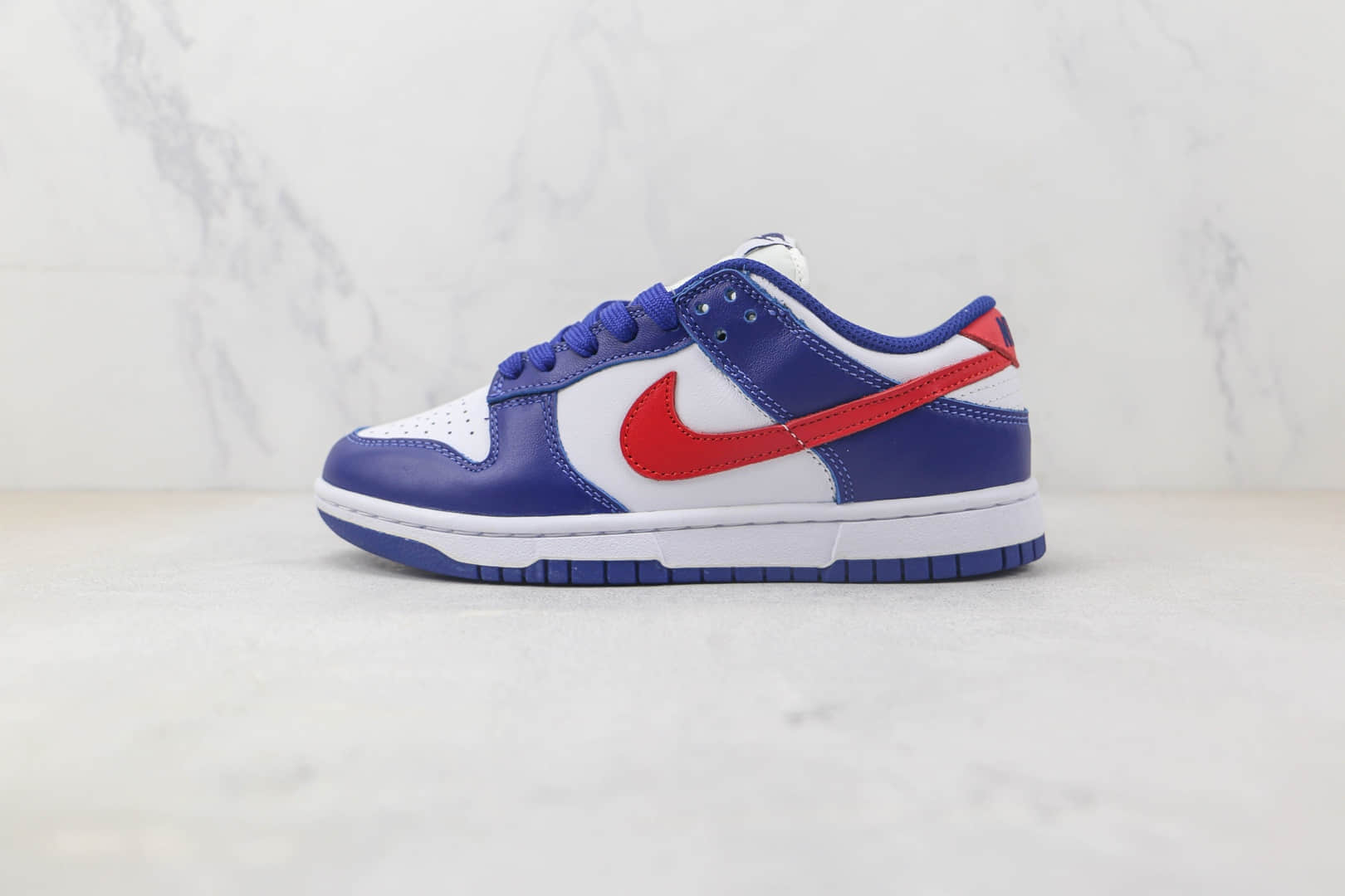 耐克Nike SB Dunk Low纯原版本低帮SB DUNK白蓝红勾板鞋 耐克DUNK系列工厂 货号：DD1503-119