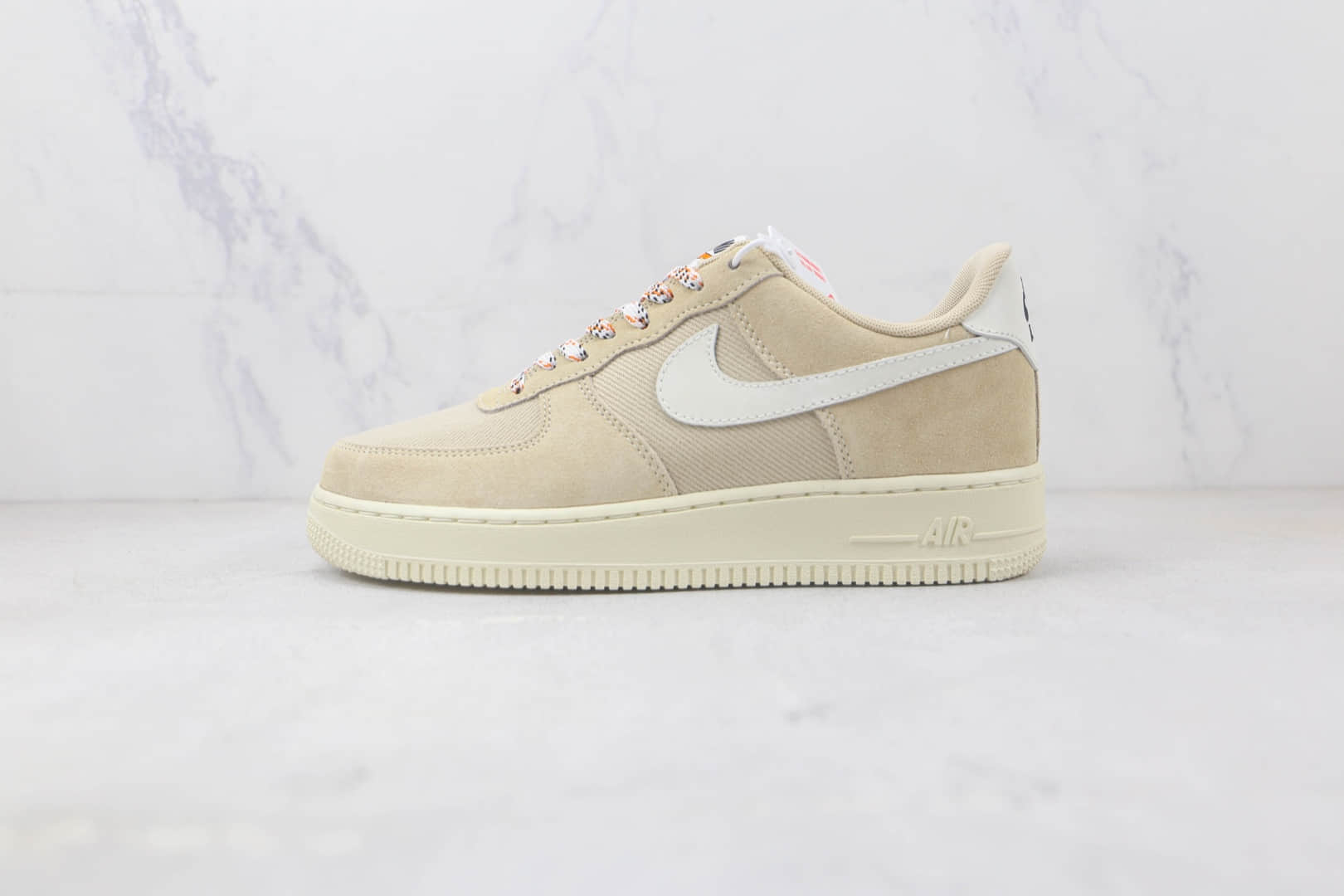 耐克Nike Air Force 1 Low 07纯原版本低帮空军一号淡黄白勾帆布面板鞋 耐克空军一号气垫板鞋 货号：DO9801-200