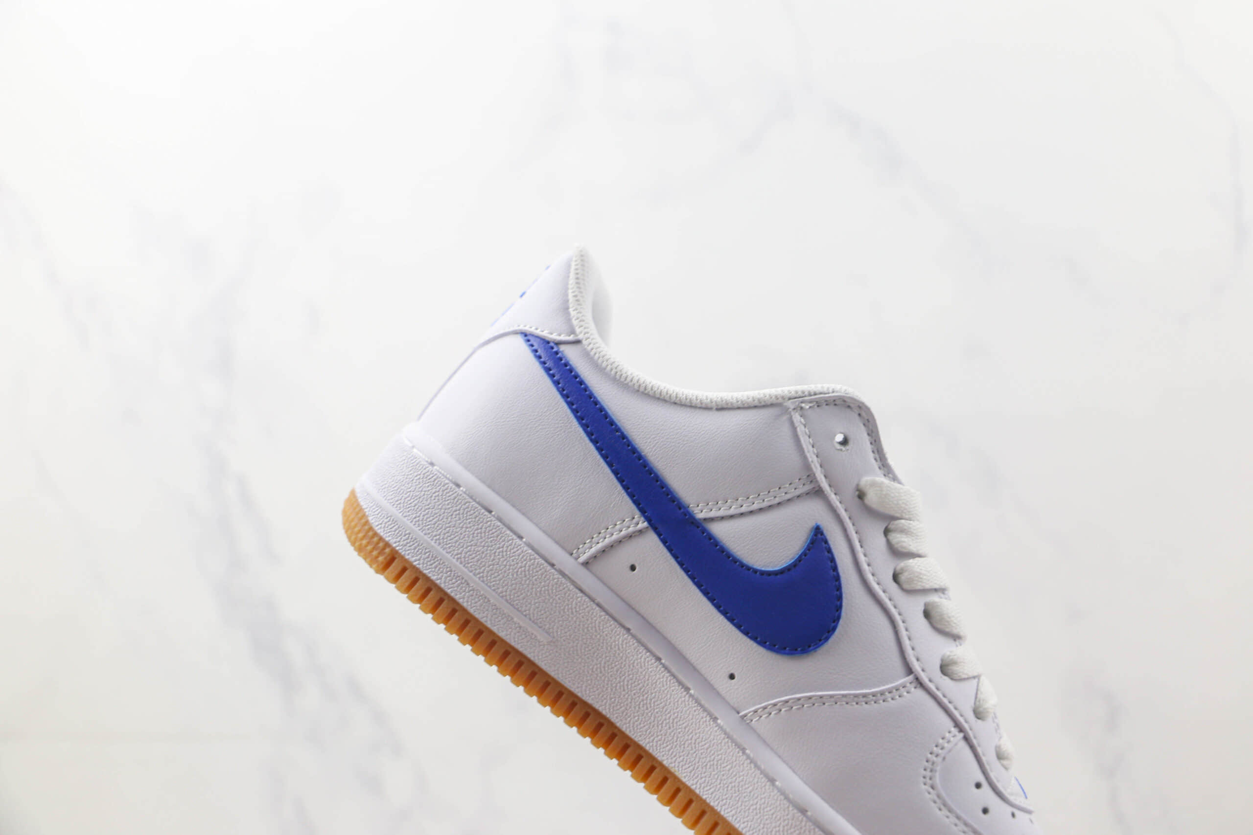 耐克Nike Air Force1纯原版本低帮空军一号白蓝钩生胶底板鞋 耐克空军一号定制款 货号：DJ3911-101