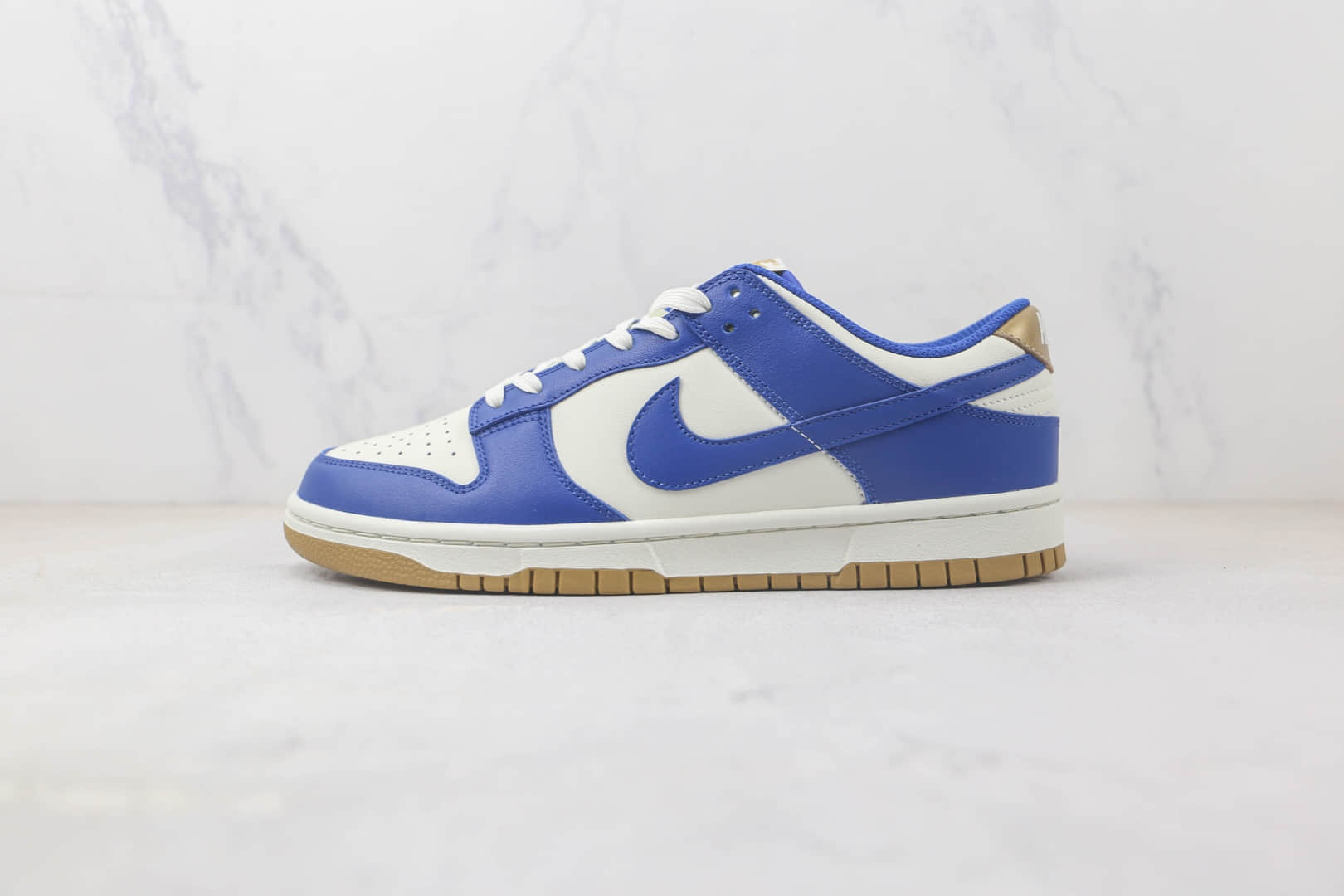 耐克Nike SB Dunk Low Dunk纯原版本低帮SB DUNK白蓝生胶底板鞋 莆田天花板DUNK系列 货号：DO7412-200