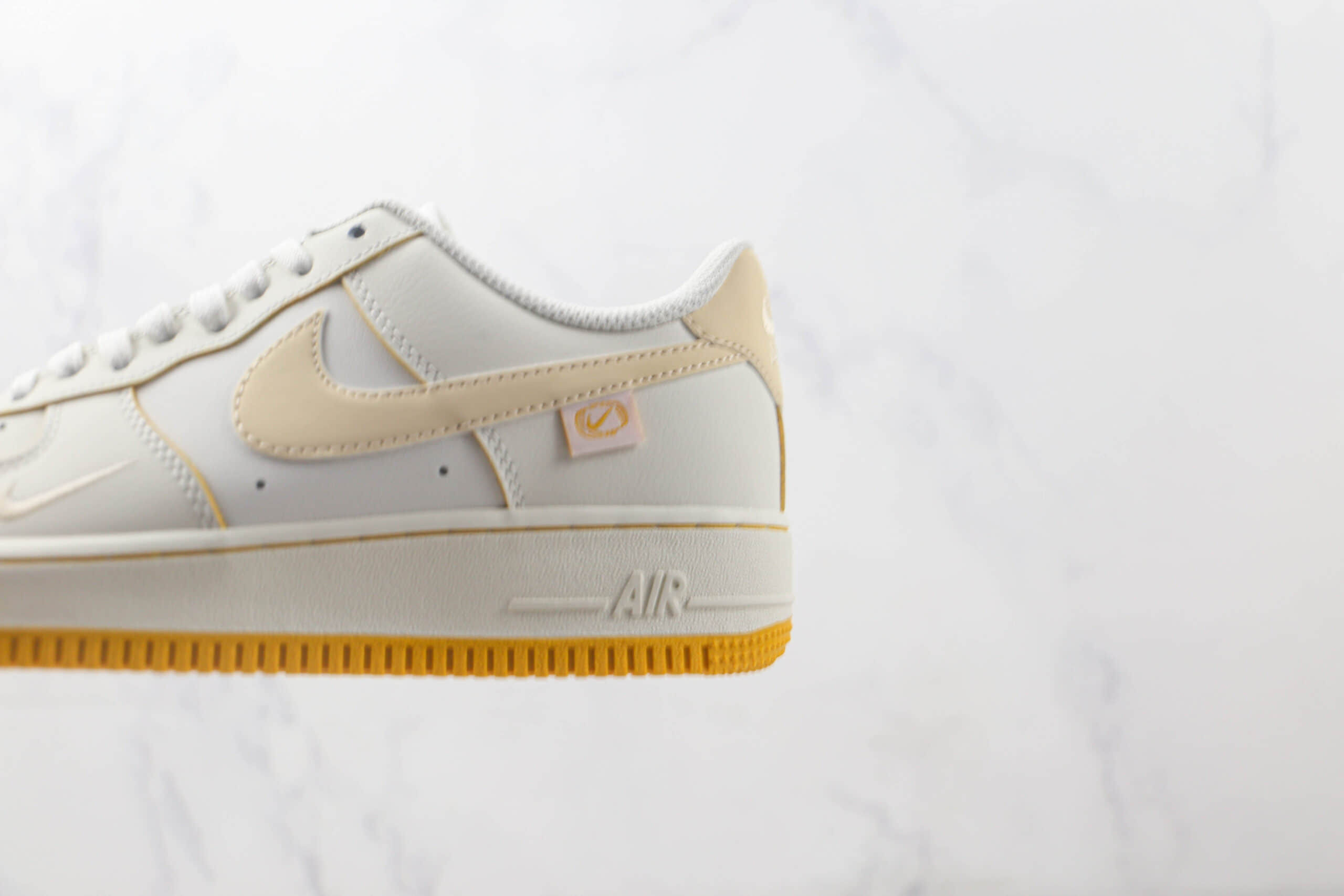 耐克Nike Air Force 1'07 Low Egg Yolk纯原版本空军一号咸蛋黄配色板鞋 耐克空军一号校园板鞋 货号：FB1839-222