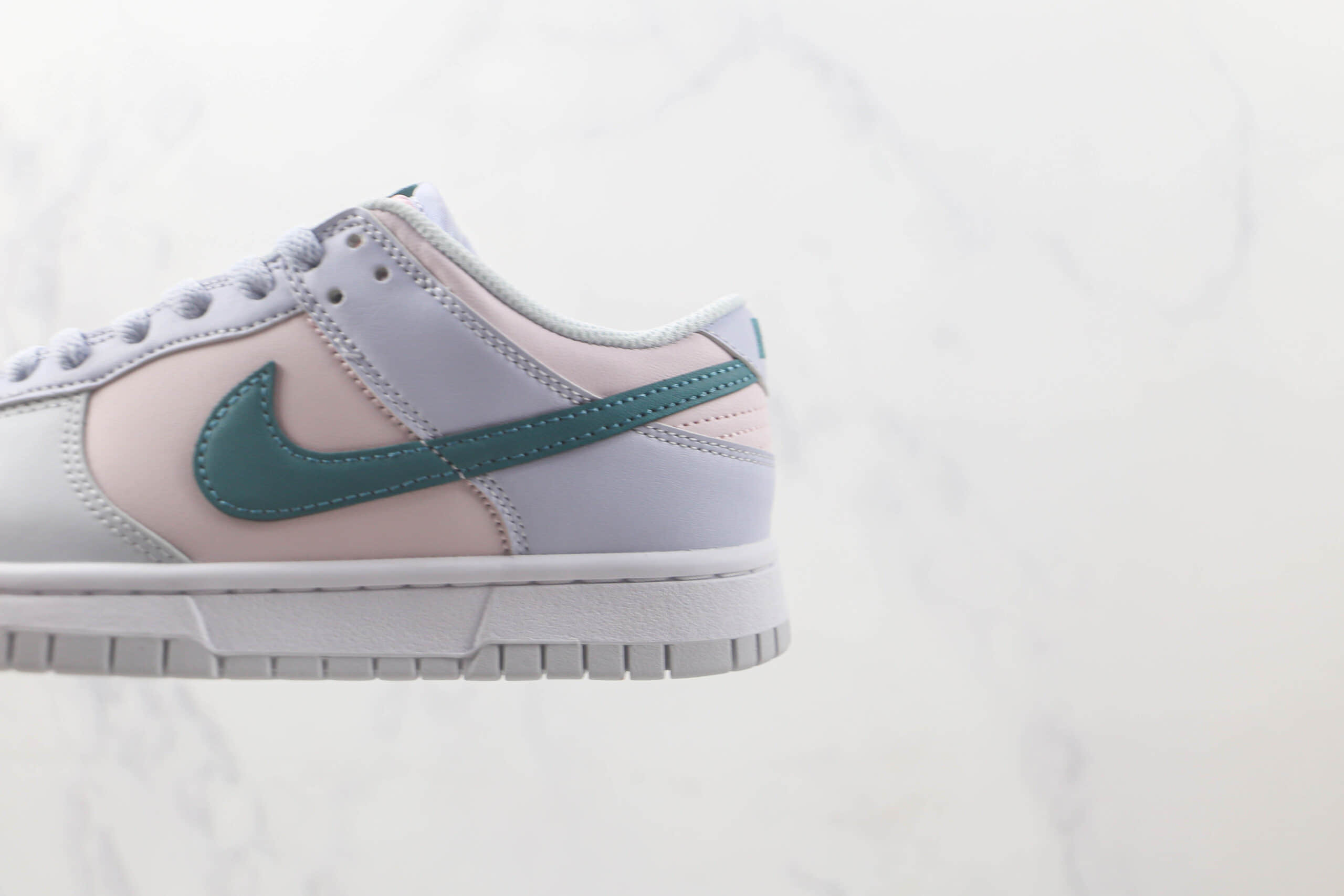 耐克Nike SB Dunk Low纯原版本低帮SB DUNK蓝粉绿配色板鞋 莆田天花板DUNK板鞋 货号：FD1232-002