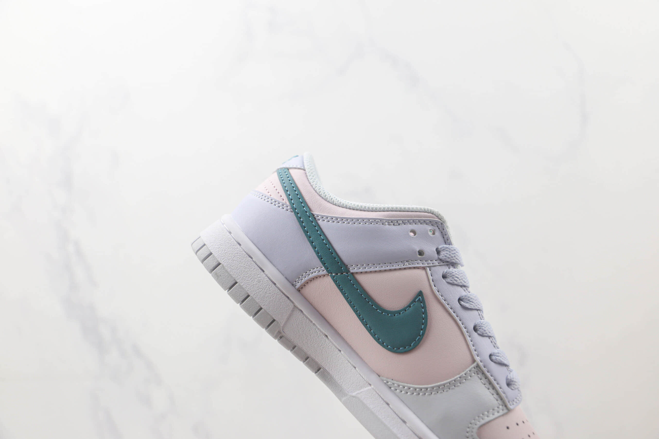 耐克Nike SB Dunk Low纯原版本低帮SB DUNK蓝粉绿配色板鞋 莆田天花板DUNK板鞋 货号：FD1232-002