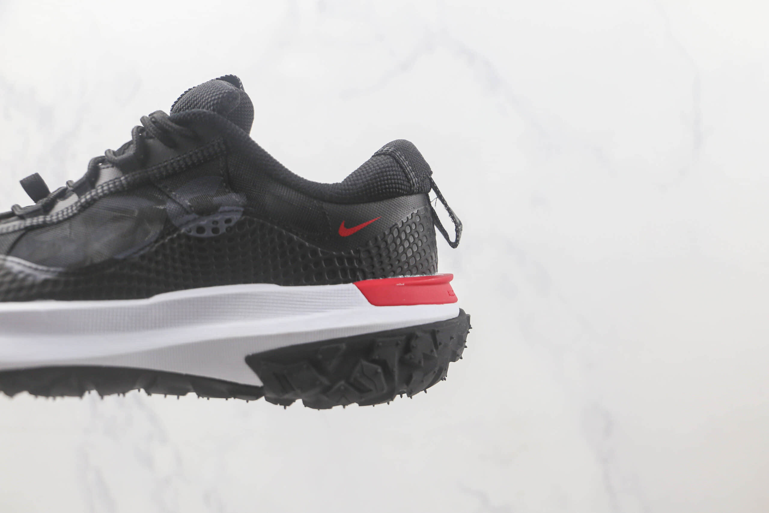 耐克Nike ACG MOUNTAIN FLY 2 Low纯原版本ACG户外登山越野系列跑鞋 耐克ACG系列户外登山鞋 货号：DV7903-104