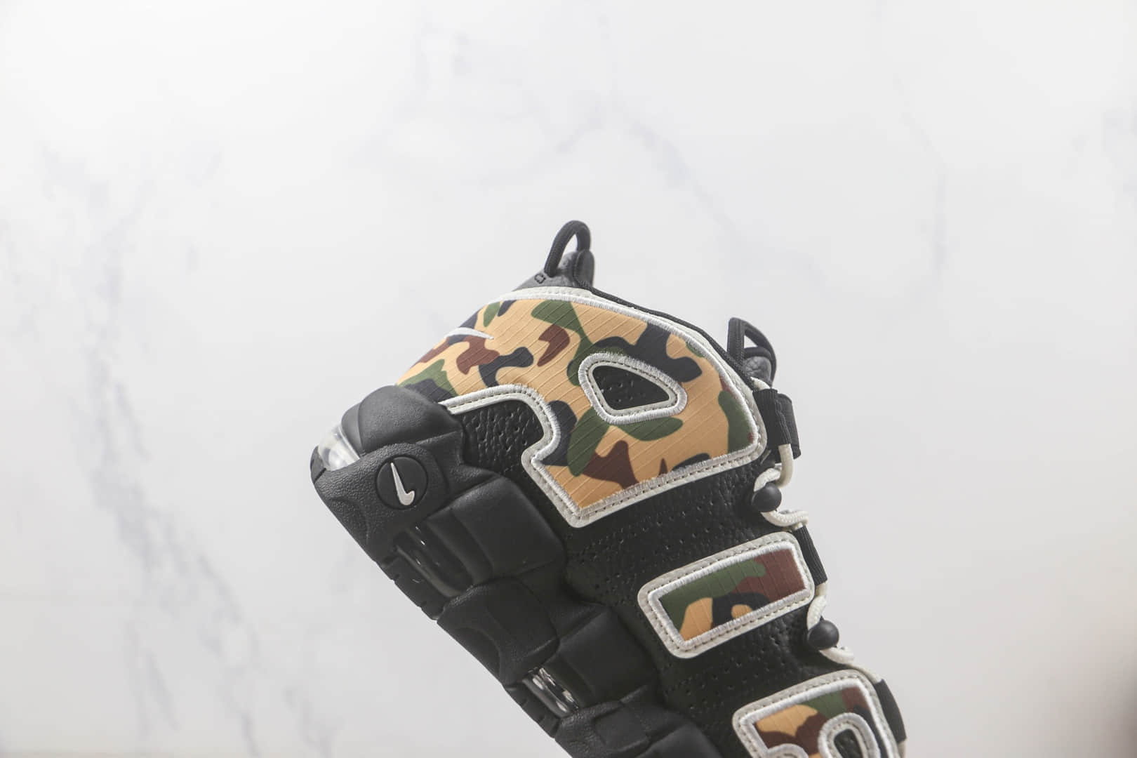 耐克Nike Air More Uptempo皮蓬大R军绿篮球鞋 莆田天花板皮蓬篮球鞋系列 货号：CJ6122-001