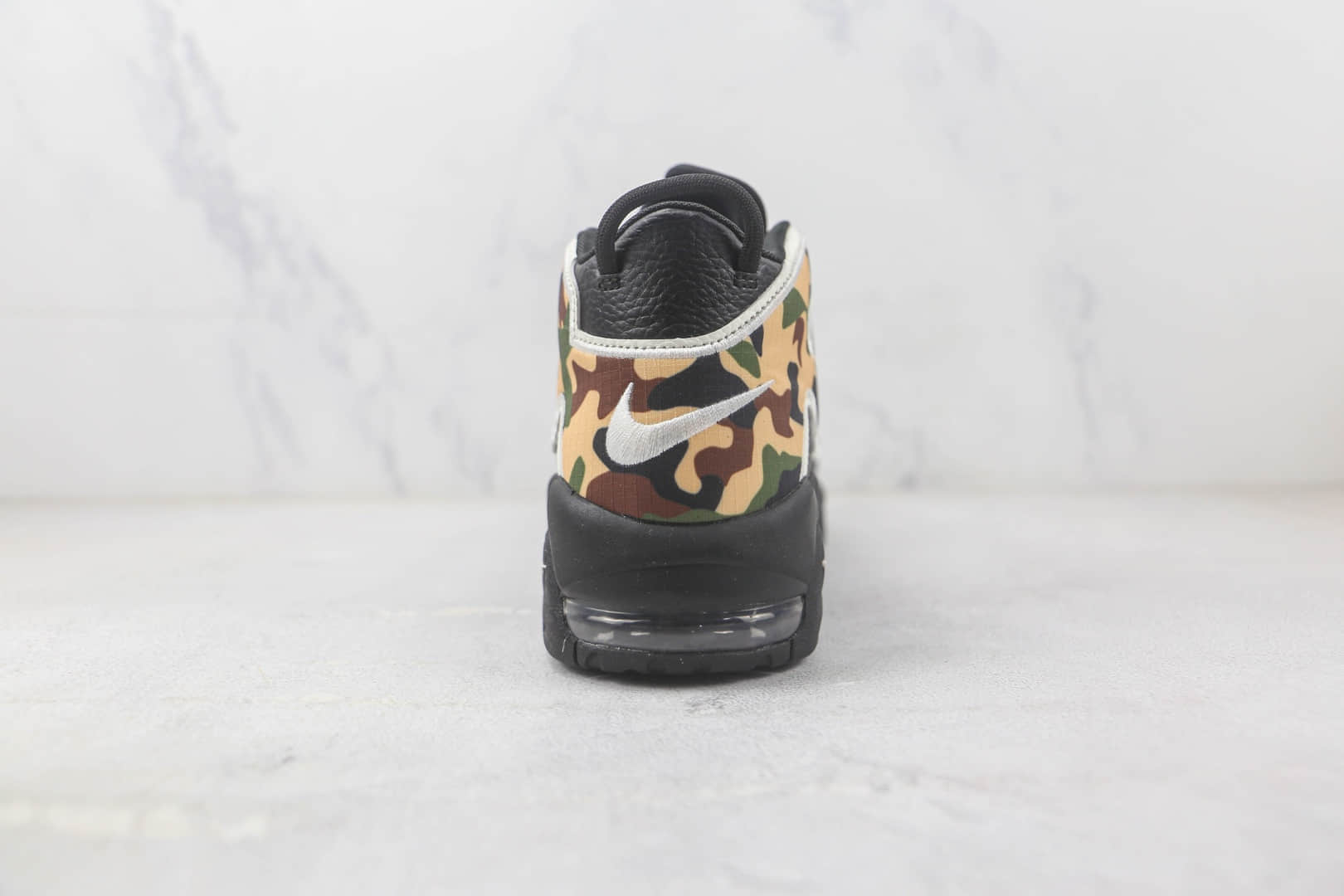 耐克Nike Air More Uptempo皮蓬大R军绿篮球鞋 莆田天花板皮蓬篮球鞋系列 货号：CJ6122-001