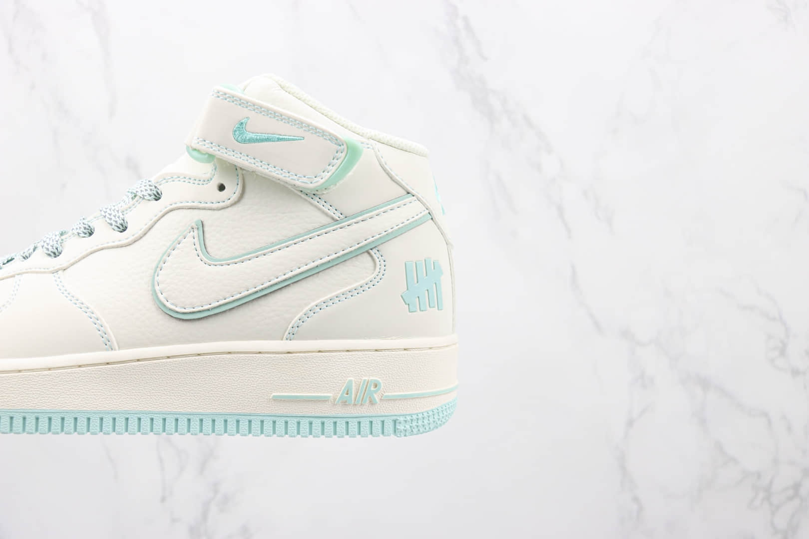 耐克Nike Air Force 1 Mid纯原版本中帮空军一号白蓝色板鞋 耐克空军一号校园板鞋 货号：GB5969-002
