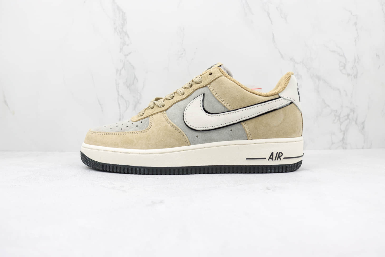 耐克Nike Air Force 1 Low 07纯原版本低帮空军一号棕灰麂皮配色板鞋 耐克空军一号校园板鞋 货号：DK3966-153