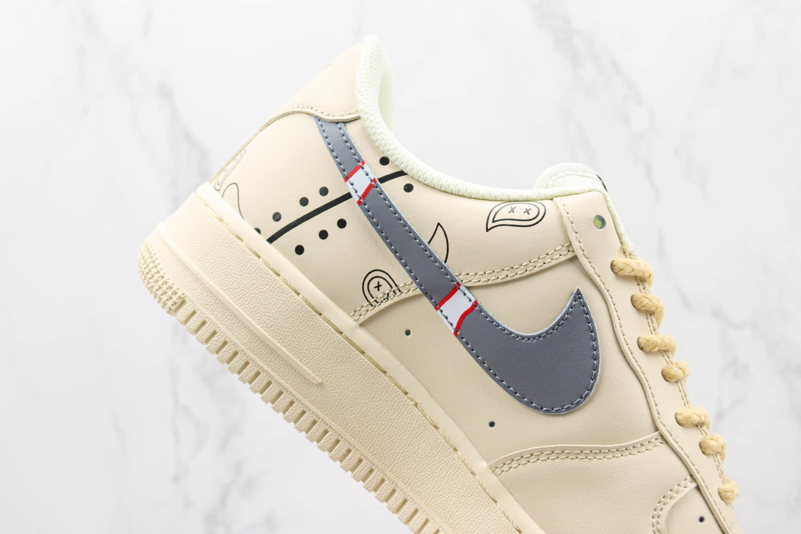 耐克Nike Air Force 1 Low纯原版本低帮空军一号米色涂鸦腰果花配色板鞋 天花板耐克空军一号系列 货号：CW2288-316