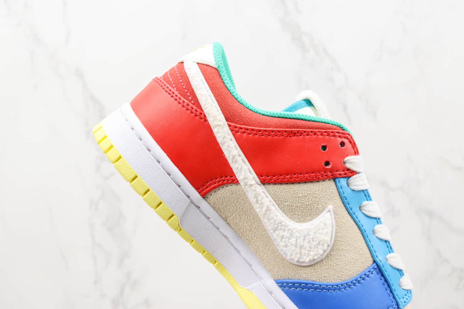 耐克Nike Dunk Low Retro PRM Year of the Rabbit纯原版本低帮DUNK兔年限定泥塑兔儿爷配色板鞋 耐克DUNK系列板鞋 货号：FD4203-111