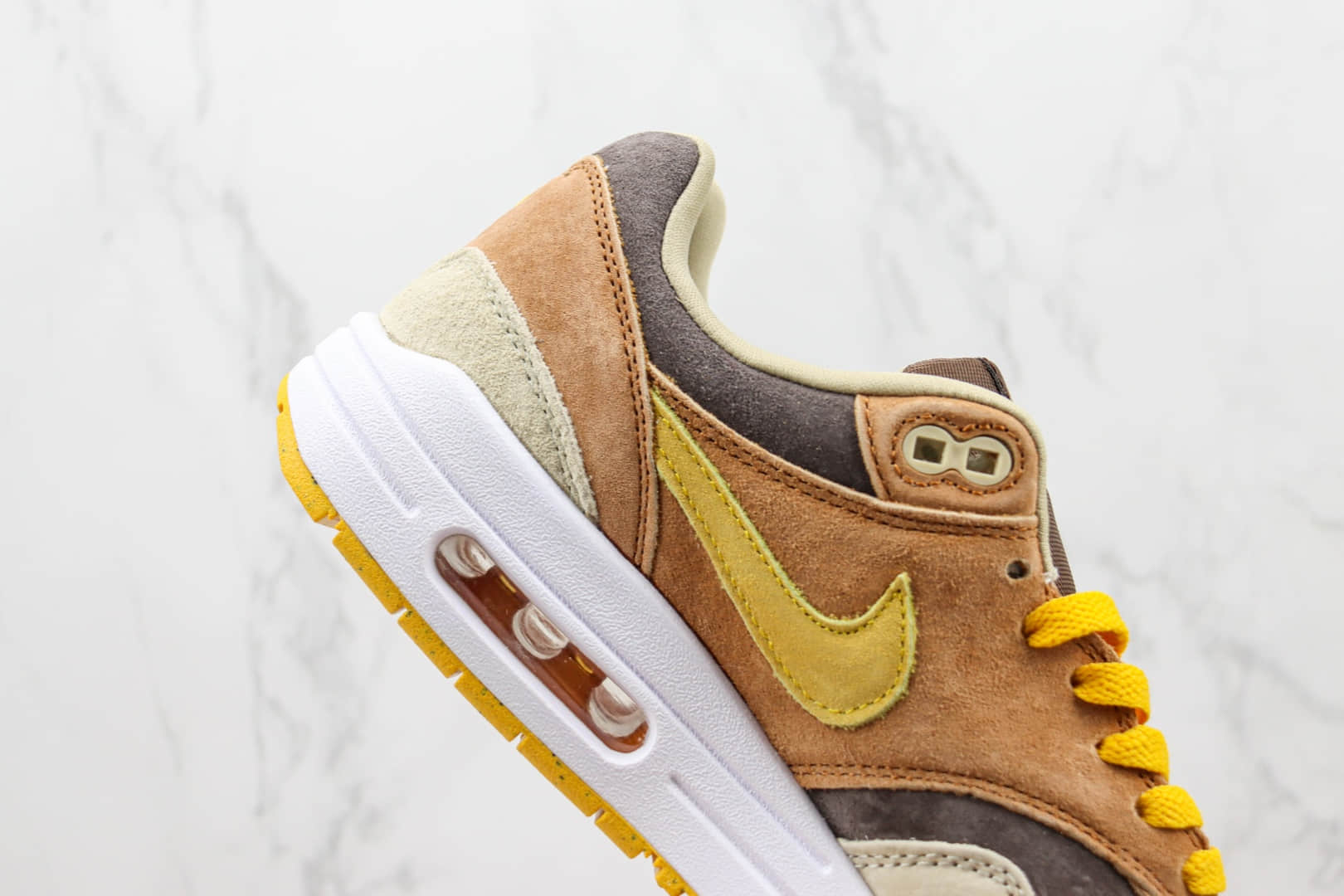 耐克Nike Air Max 1纯原版本Max1丑小鸭配色复古气垫鞋慢跑鞋 莆田天花板Max系列复古气垫鞋 货号：DZ0482-200