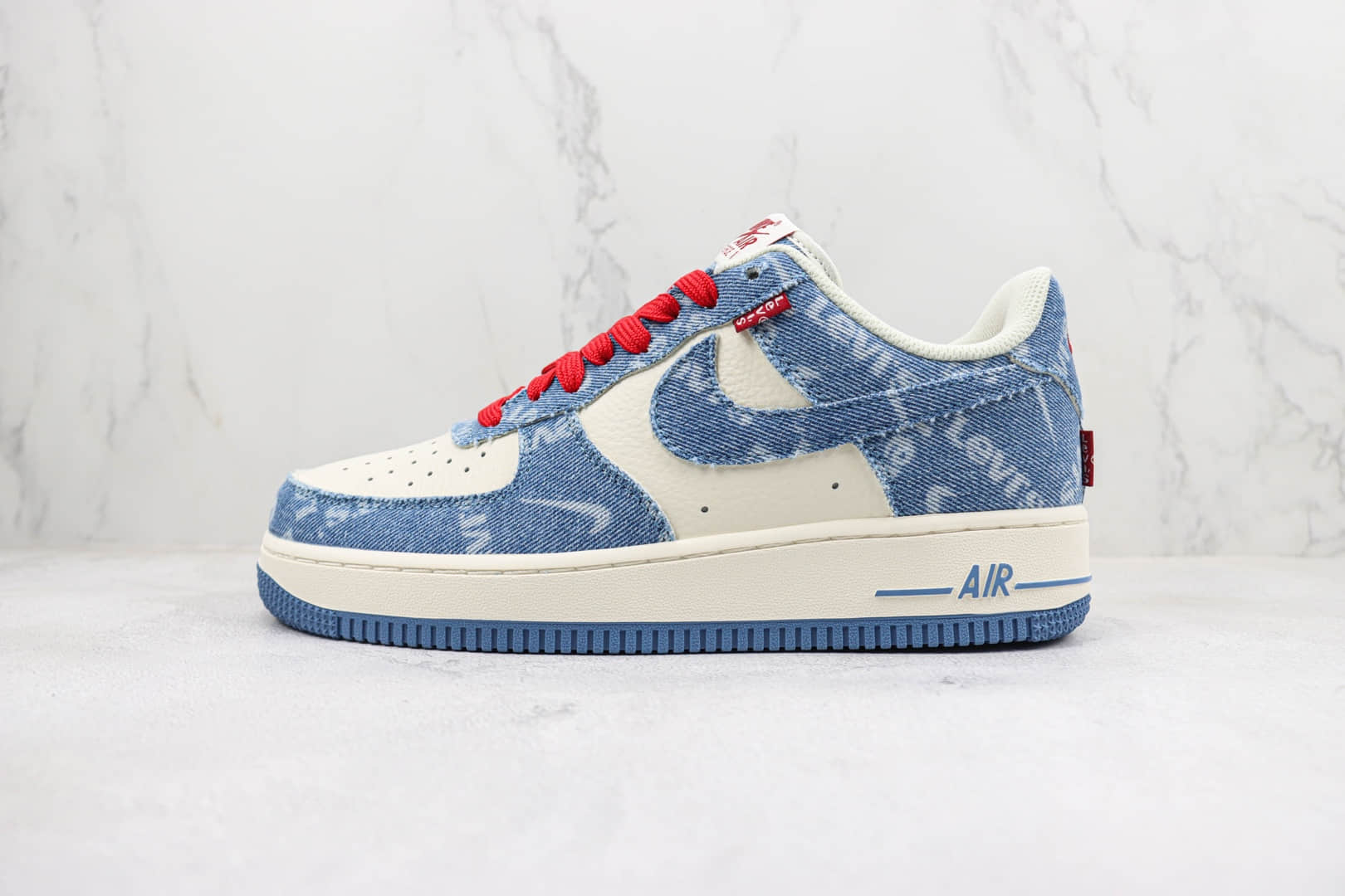 耐克Levi's × Nike Air Force 1 Low纯原版本李维斯联名空军一号牛仔拼接板鞋 莆田天花板AF1系列 货号：VT5698-568