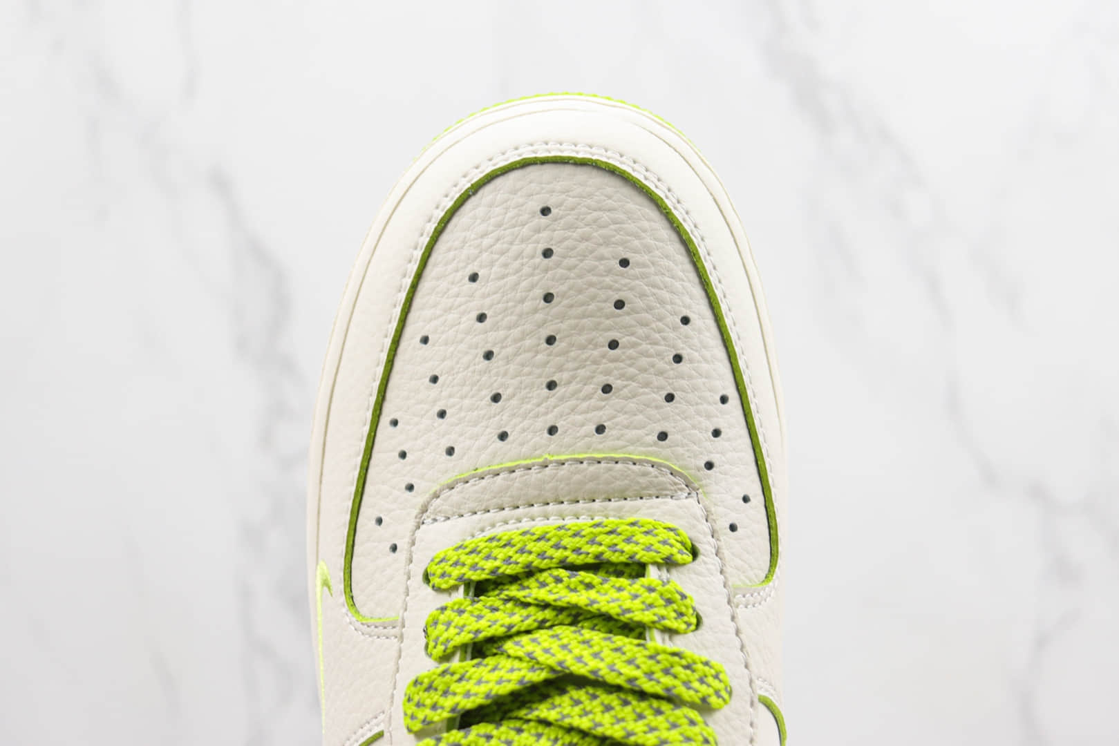 耐克Nike Air Force 1 '07 Low纯原版本低帮空军一号珠光白绿板鞋 莆田天花板AF1系列 货号：DD9915-699