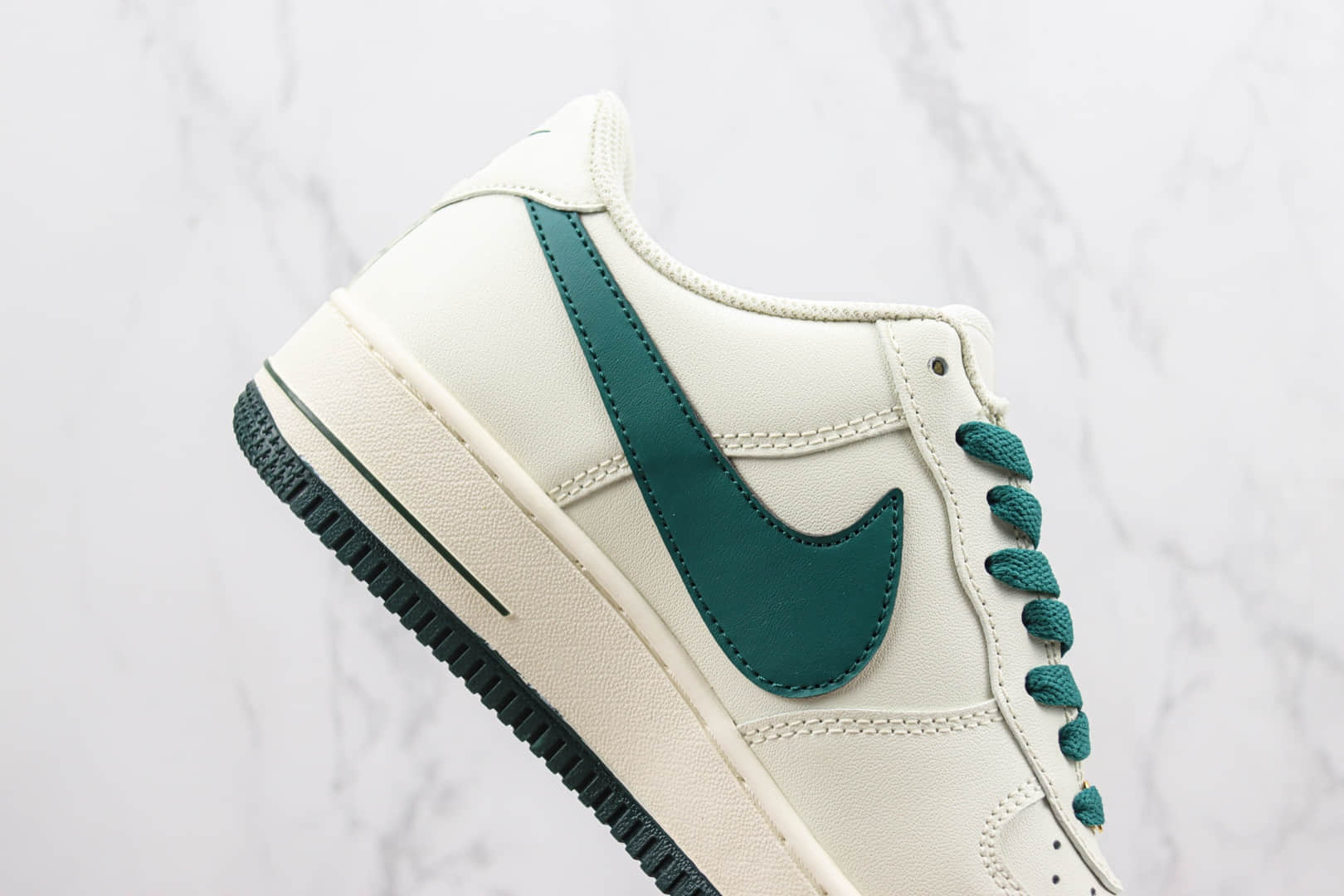 耐克Nike Air Force 1 '07 Low纯原版本空军一号低帮白墨绿色板鞋 莆田天花板AF1系列 货号：SP0758-027