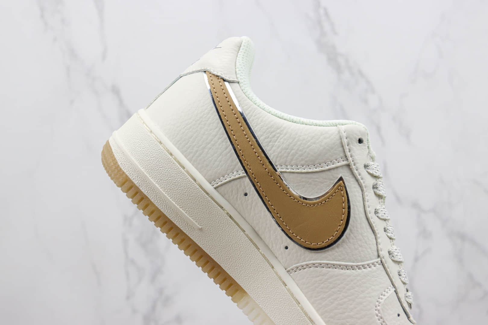耐克Nike Air Force 1'07 Low纯原版本低帮空军一号UN联名米白拿铁板鞋 莆田天花板AF1系列 货号：BS9055-735