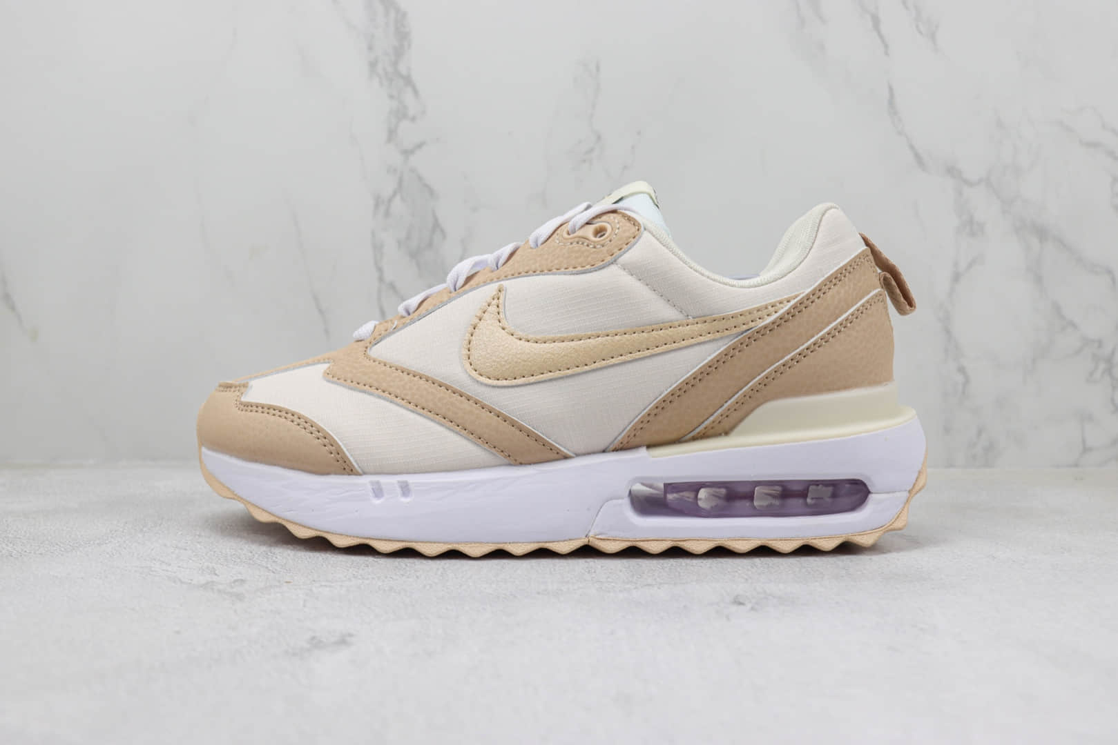 耐克Nike Air Max Dawn纯原版本黎明系列浅卡其气垫慢跑鞋 莆田耐克货源 货号：DR2395-600
