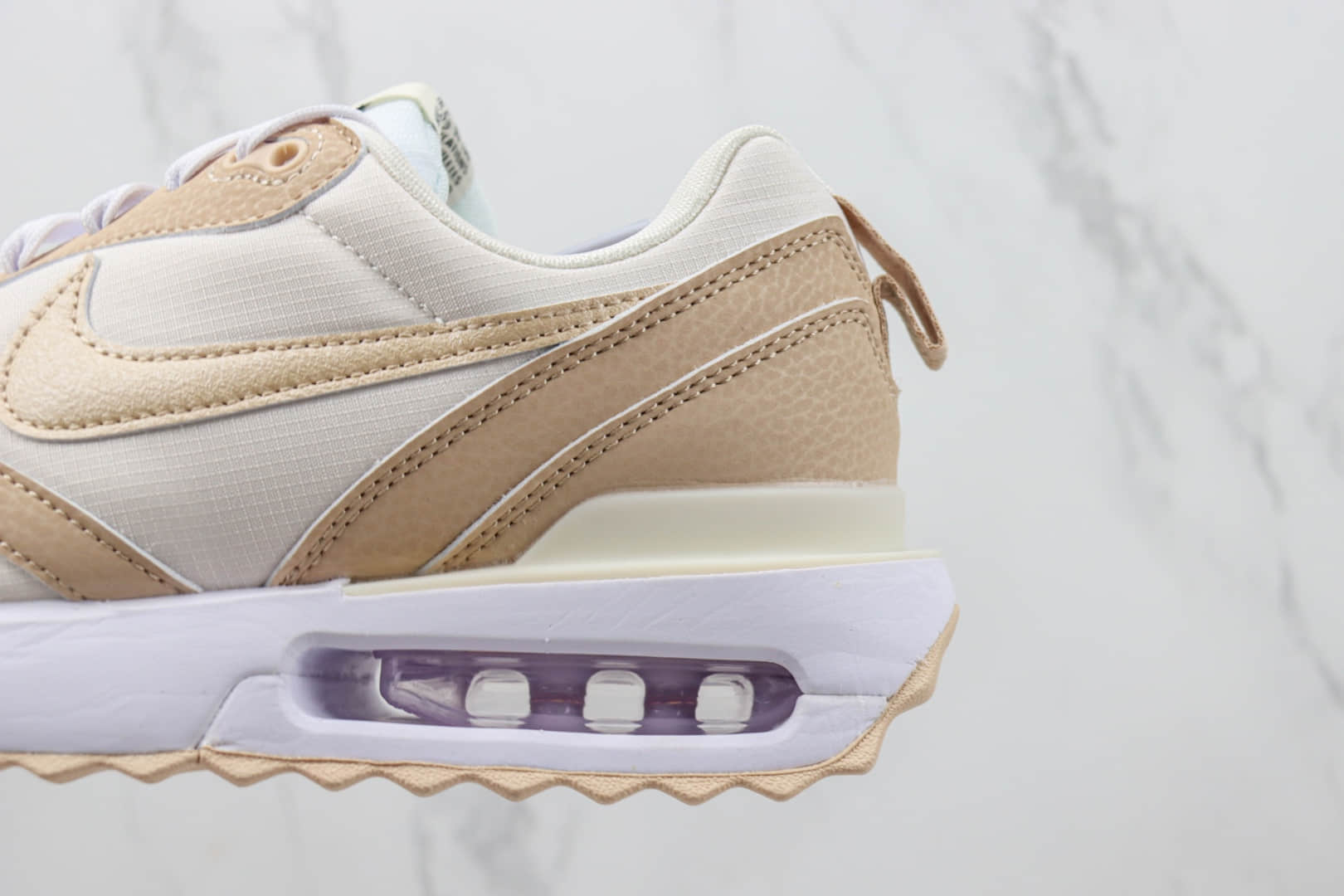 耐克Nike Air Max Dawn纯原版本黎明系列浅卡其气垫慢跑鞋 莆田耐克货源 货号：DR2395-600