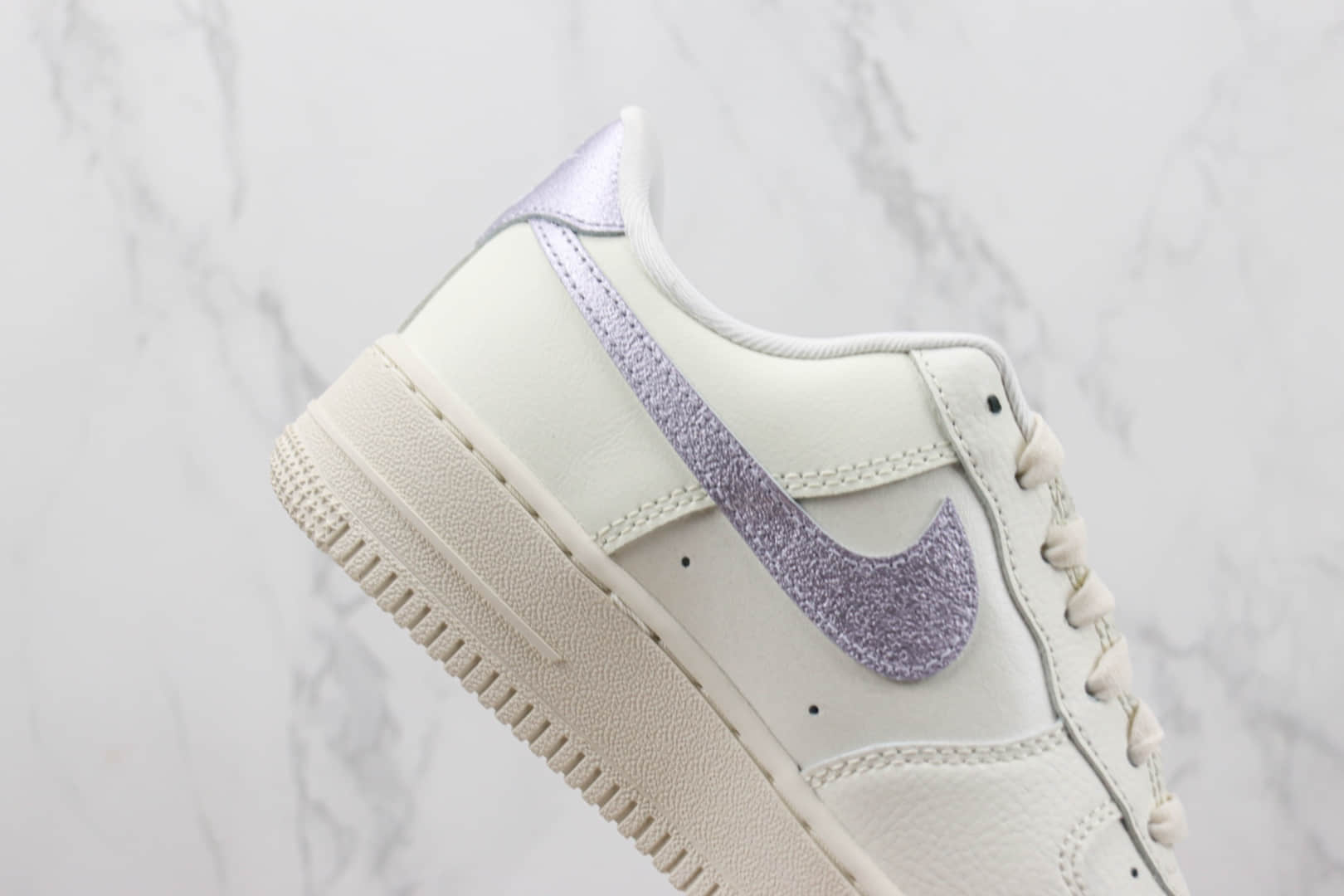 耐克Nike Air Force 1 Low纯原版本低帮空军一号白紫色板鞋 莆田天花板AF1系列 货号：DV7470-100