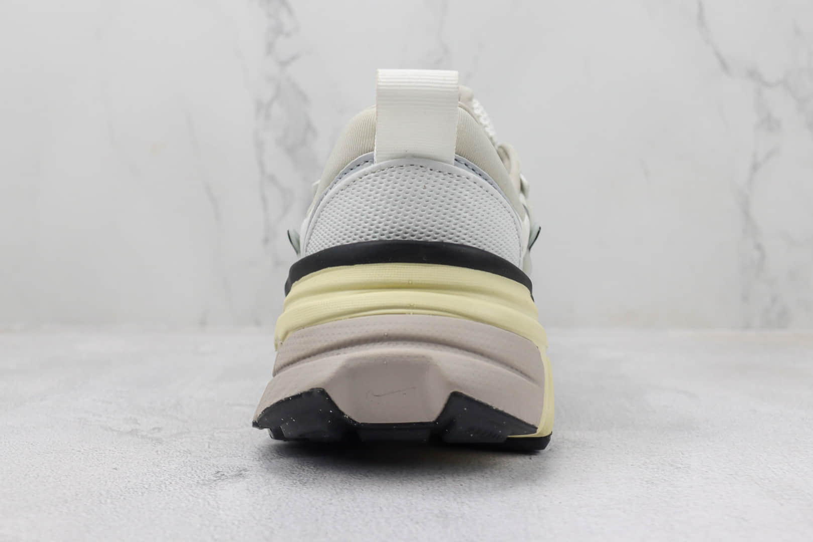 耐克Nike V2K Runtekk 3XL纯原版本银色复古跑鞋 莆田耐克代理 货号：FD0736-100