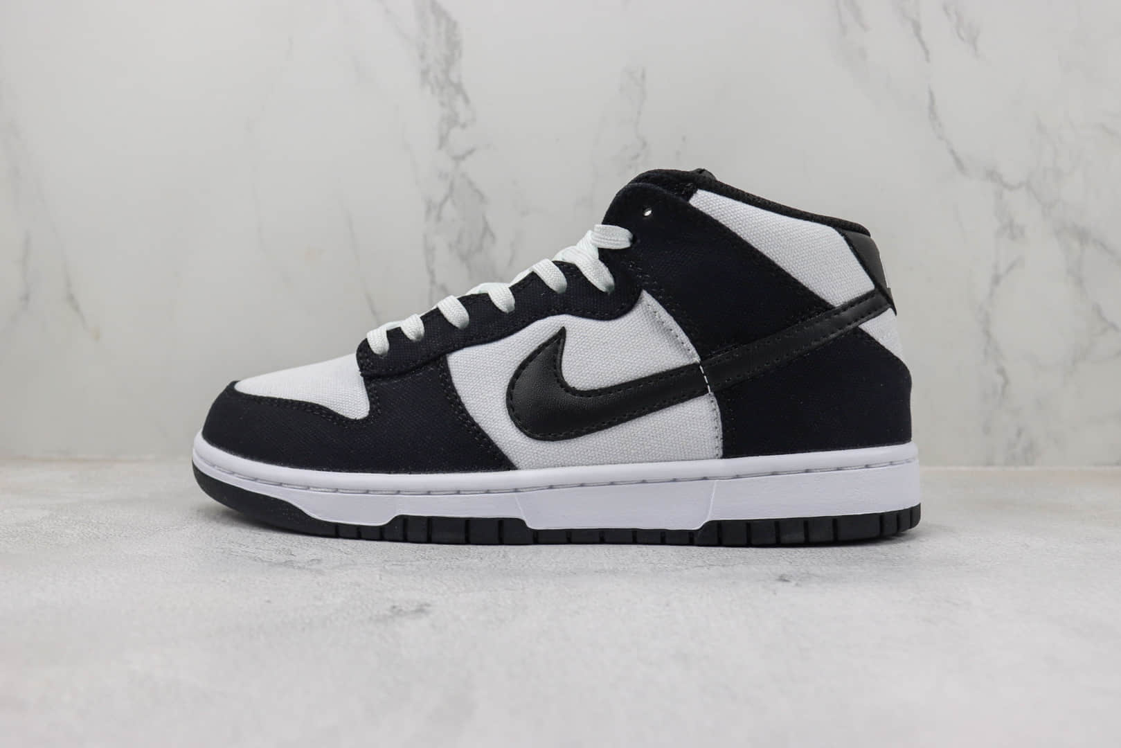 耐克Nike SB Dunk High纯原版本高帮SB Dunk黑白熊猫帆布板鞋 莆田天花板Dunk系列 货号：DV0830-102