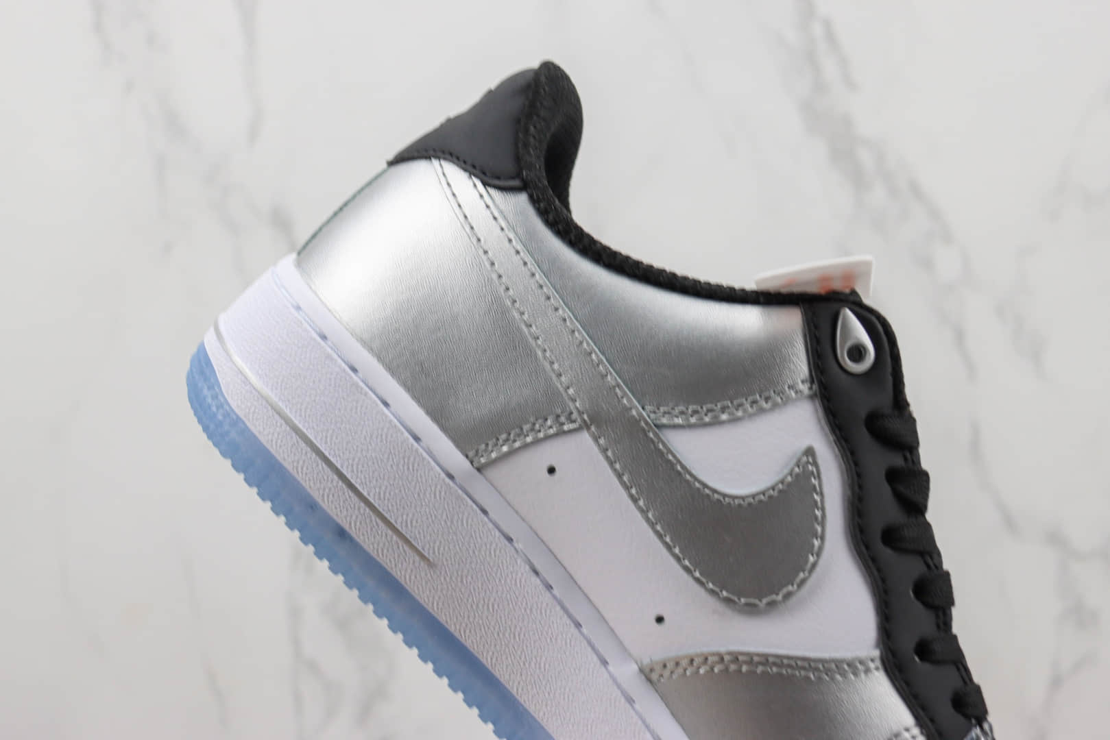耐克Nike Air Force 1 Low纯原版本空军一号低帮AF1银黑色休闲板鞋 莆田耐克工厂 货号：DX6764-001