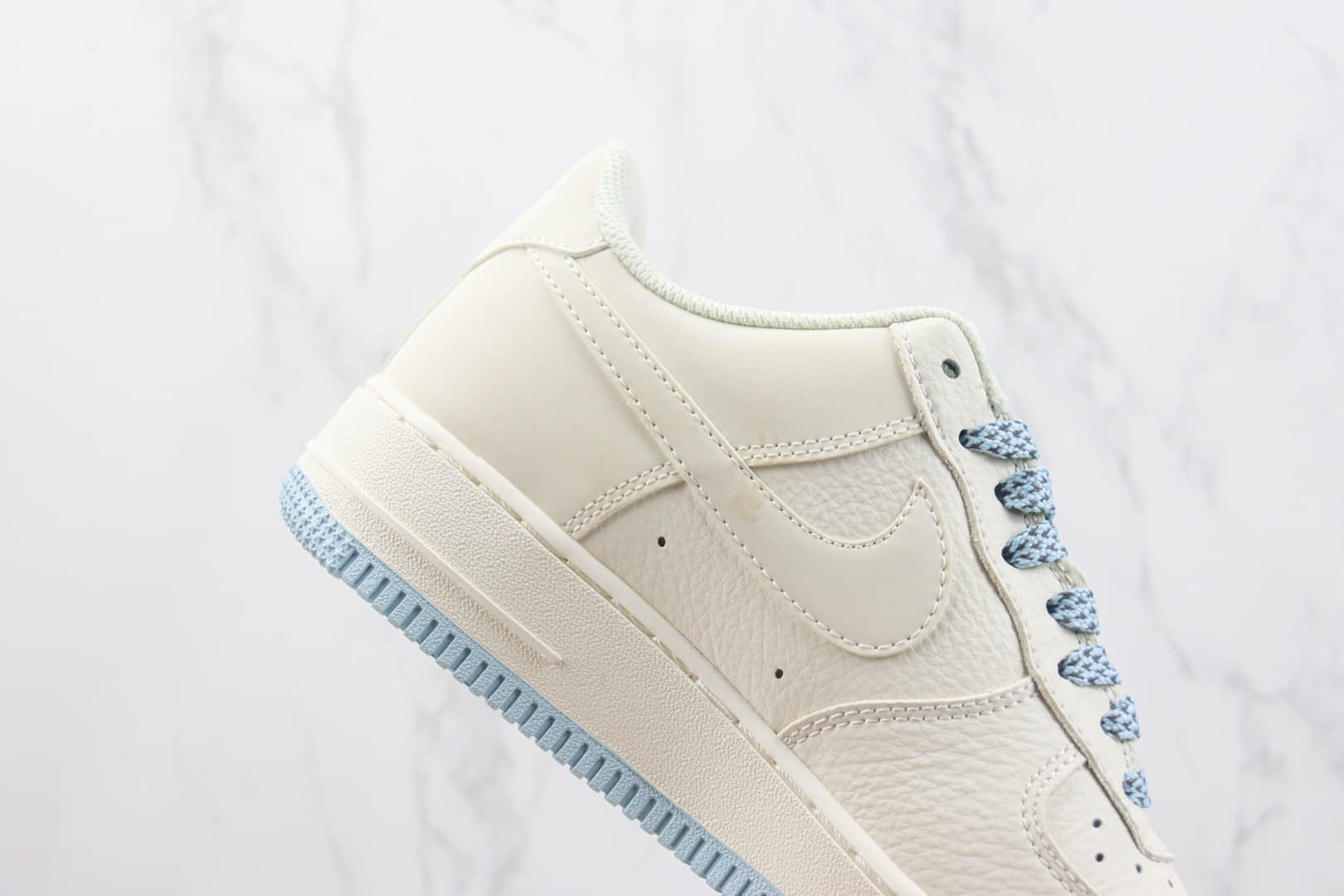 耐克Nike Air Force 1 Low纯原版本空军一号低帮AF1白蓝色3M反光板鞋 莆田耐克工厂 货号：TV2306-251