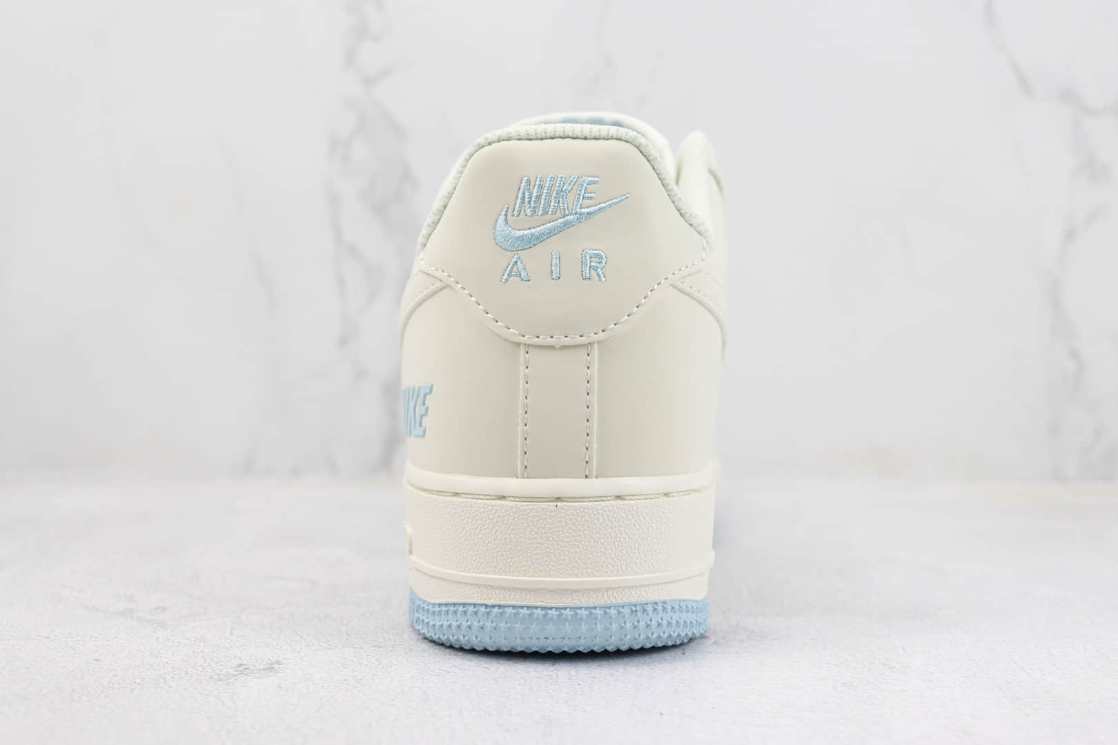 耐克Nike Air Force 1 Low纯原版本空军一号低帮AF1白蓝色3M反光板鞋 莆田耐克工厂 货号：TV2306-251
