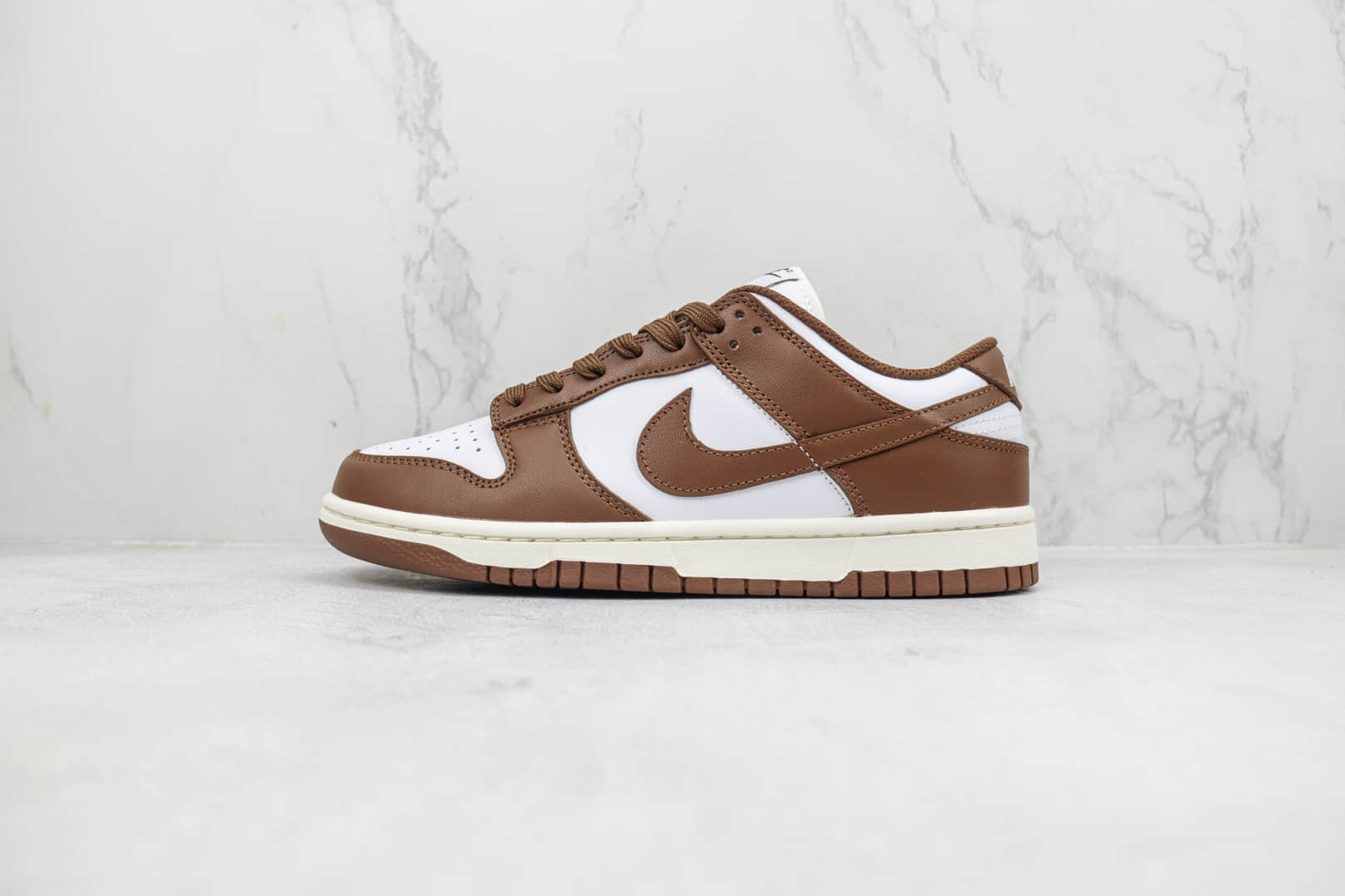 耐克Nike SB Dunk Low纯原版本低帮SB Dunk巧克力白棕色板鞋 莆田耐克货源 货号：DD1503-124