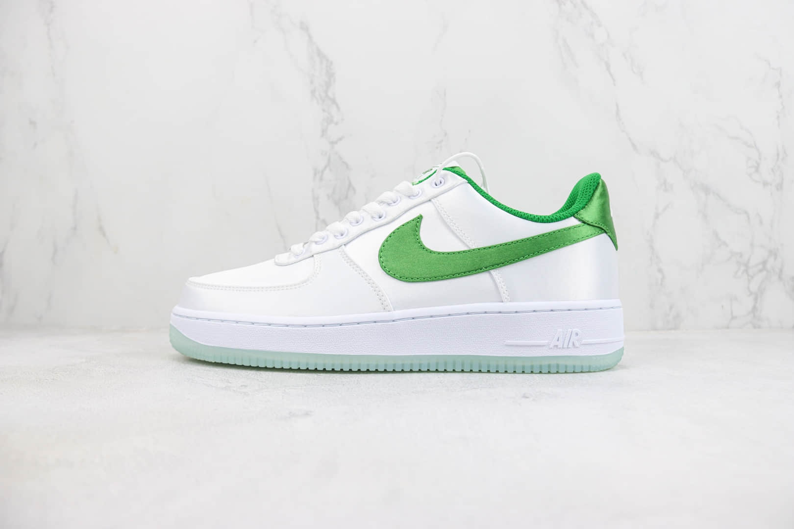 耐克Nike Air Force 1 Low纯原版本空军一号低帮AF1白绿丝绸板鞋 莆田耐克货源 货号：DX6541-101