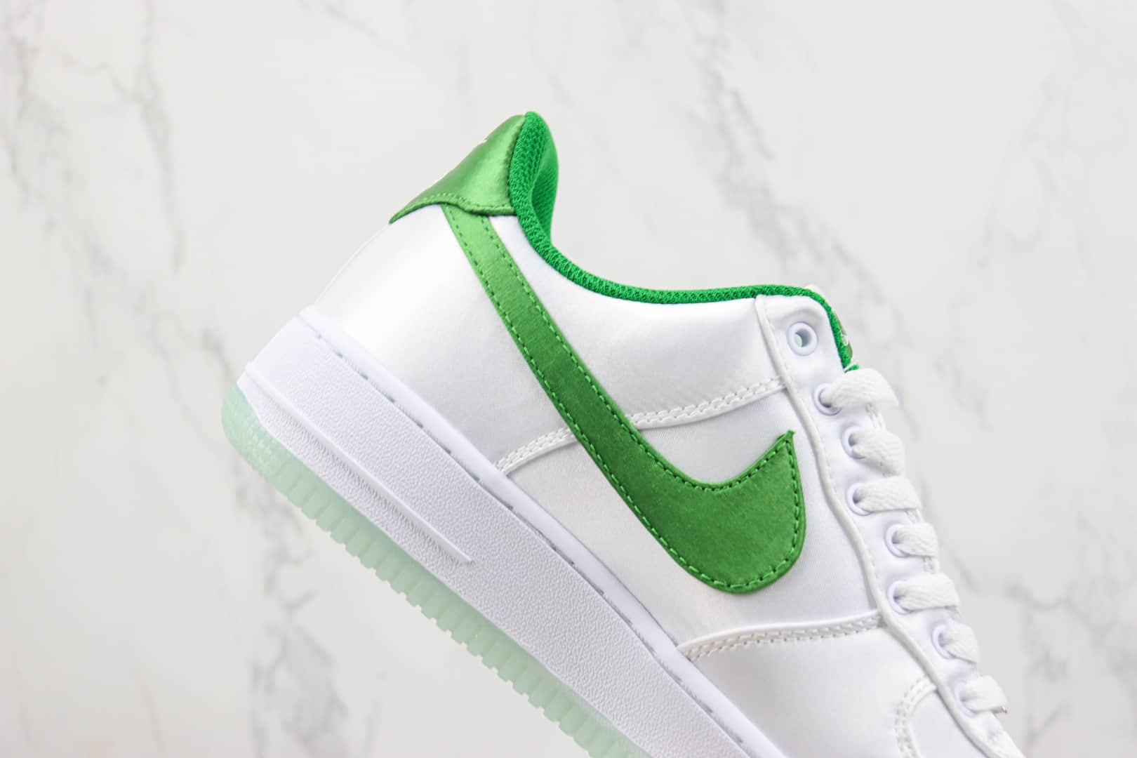 耐克Nike Air Force 1 Low纯原版本空军一号低帮AF1白绿丝绸板鞋 莆田耐克货源 货号：DX6541-101