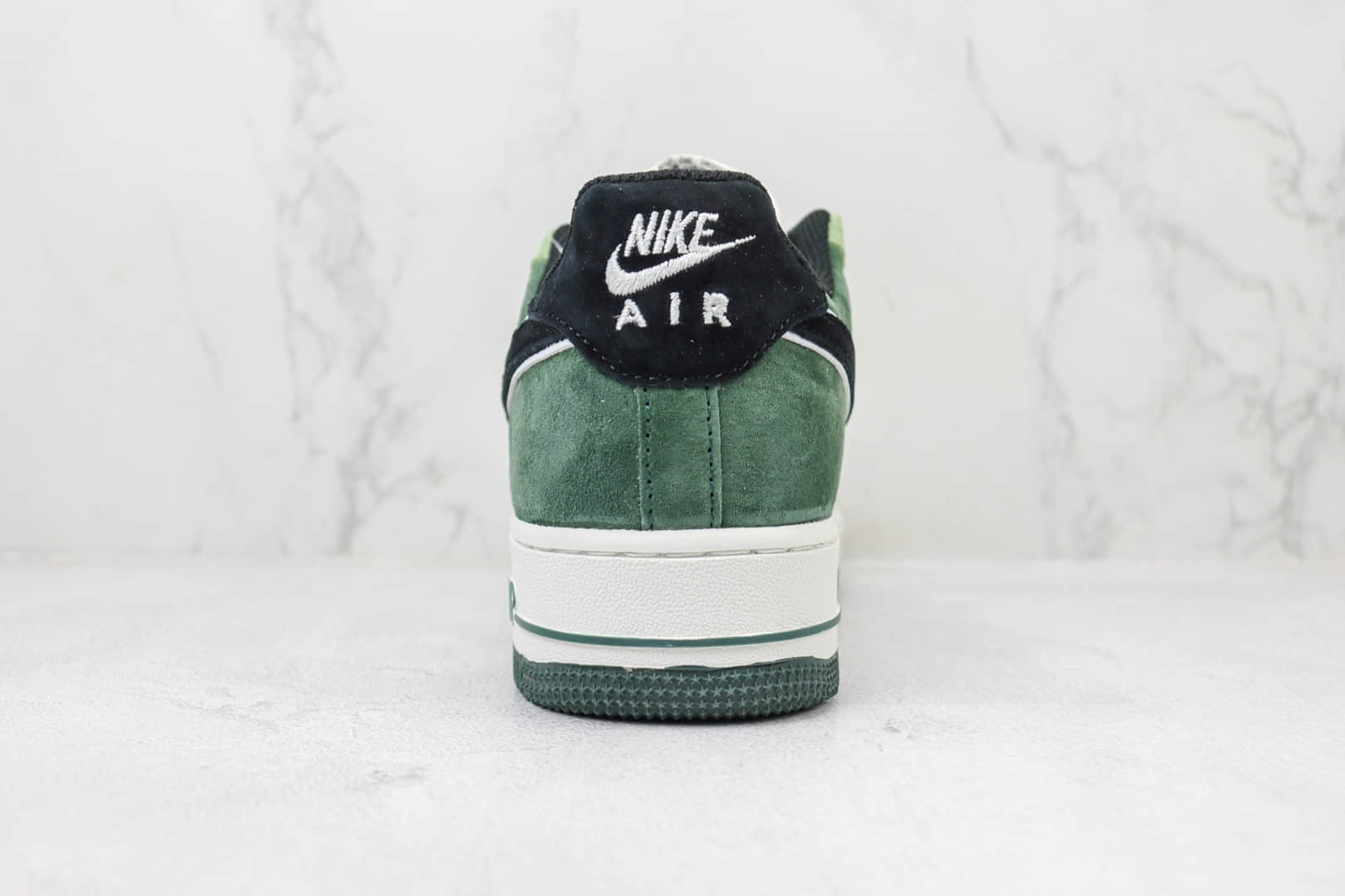 耐克Nike Air Force 1 Low纯原版本空军一号低帮AF1黑绿拼接麂皮板鞋 莆田天花板AF1 货号：LF8989-333