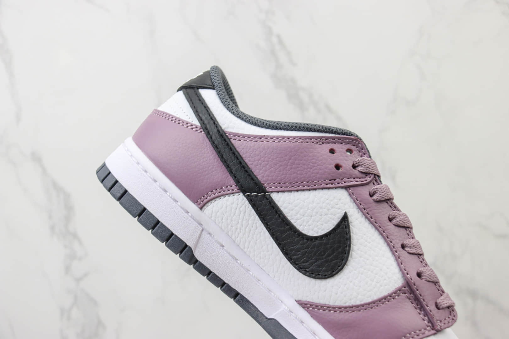 耐克Nike SB Dunk Low纯原版本低帮SB Dunk葡萄紫板鞋 莆田天花板Dunk 货号：DO7413-991