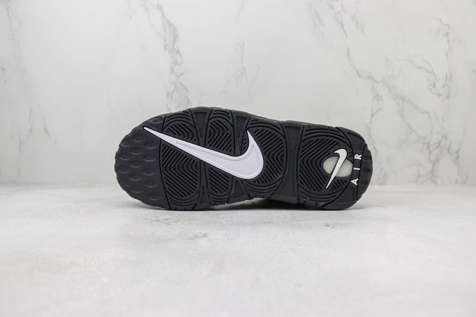 耐克Nike Air More Uptempo纯原版本皮蓬大AIR黑色复古篮球鞋 莆田耐克工厂 货号：414962-002
