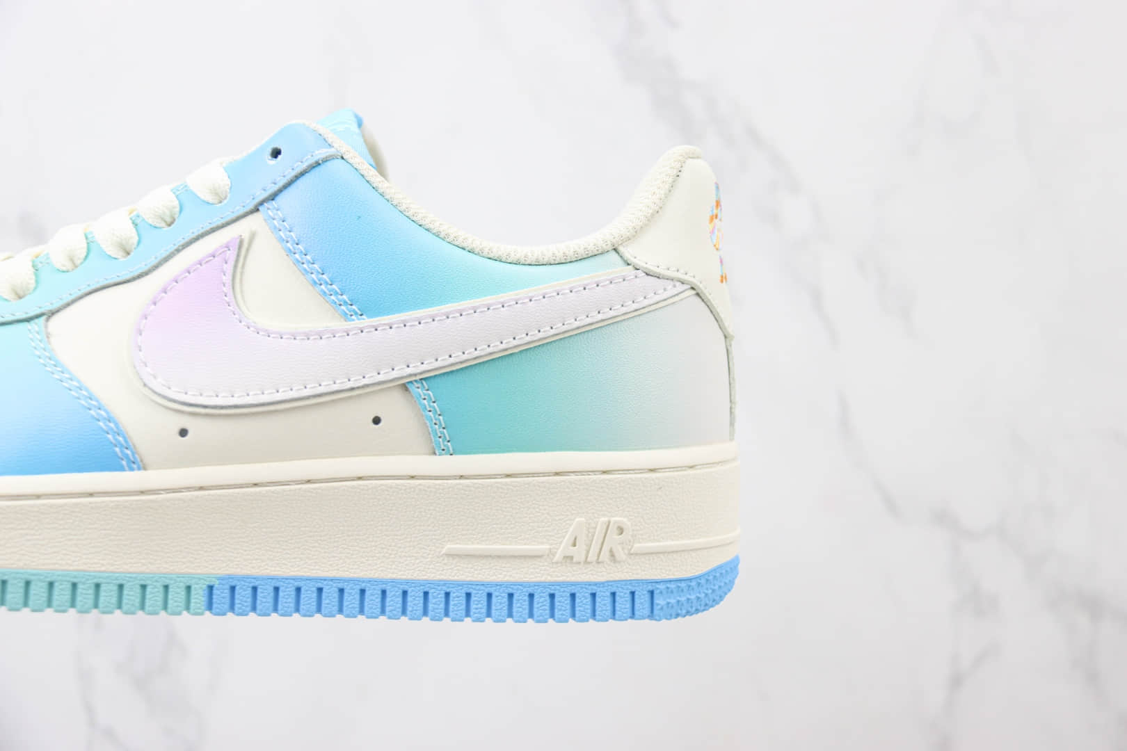 耐克Nike Air Force 1 Low纯原版本空军一号低帮AF1蓝紫渐变扎染板鞋 莆田天花板AF1 货号：DB3301-333