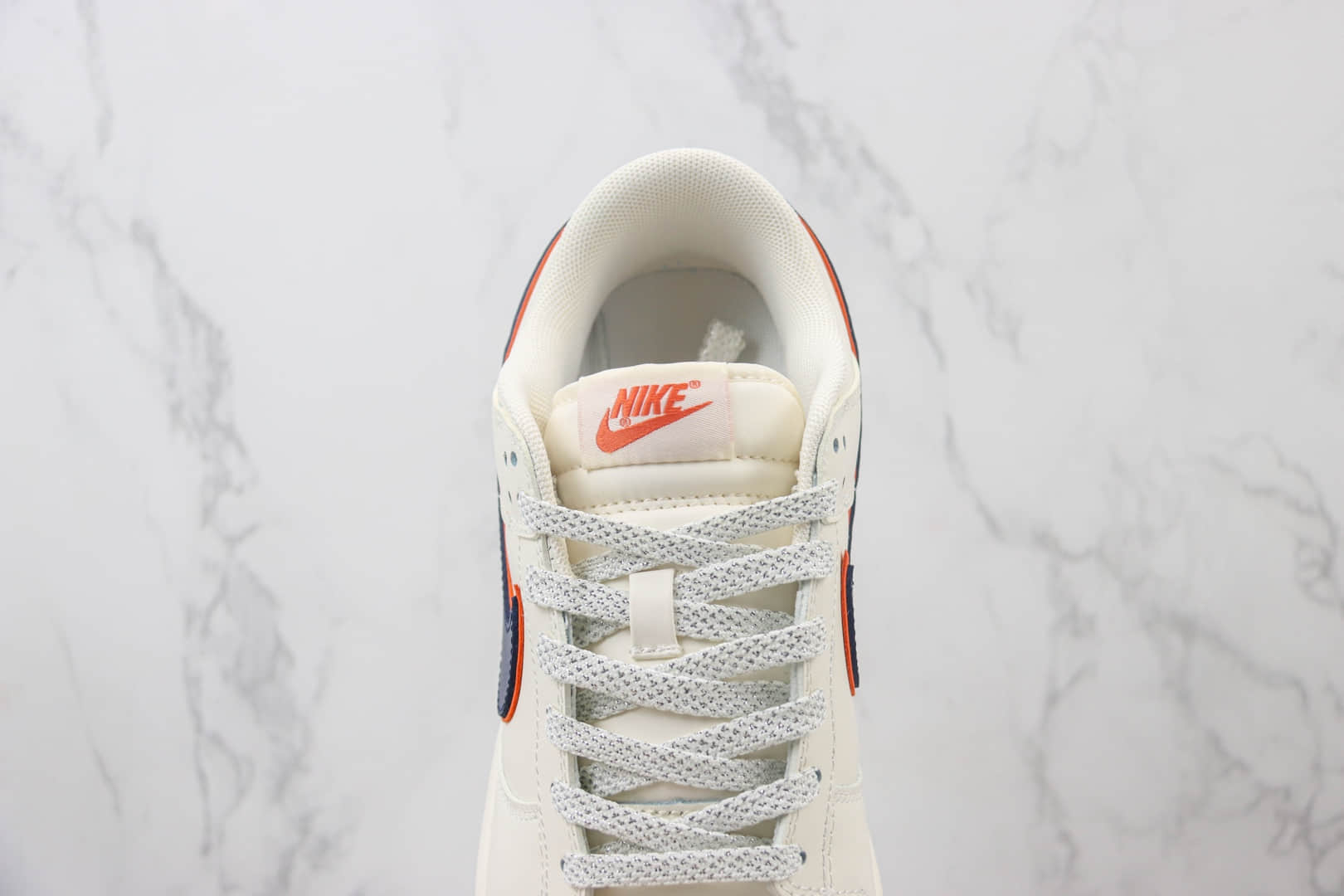 耐克Nike SB Dunk Low纯原版本低帮SB Dunk限定白蓝板鞋 莆田耐克货源 货号：JH8037-918