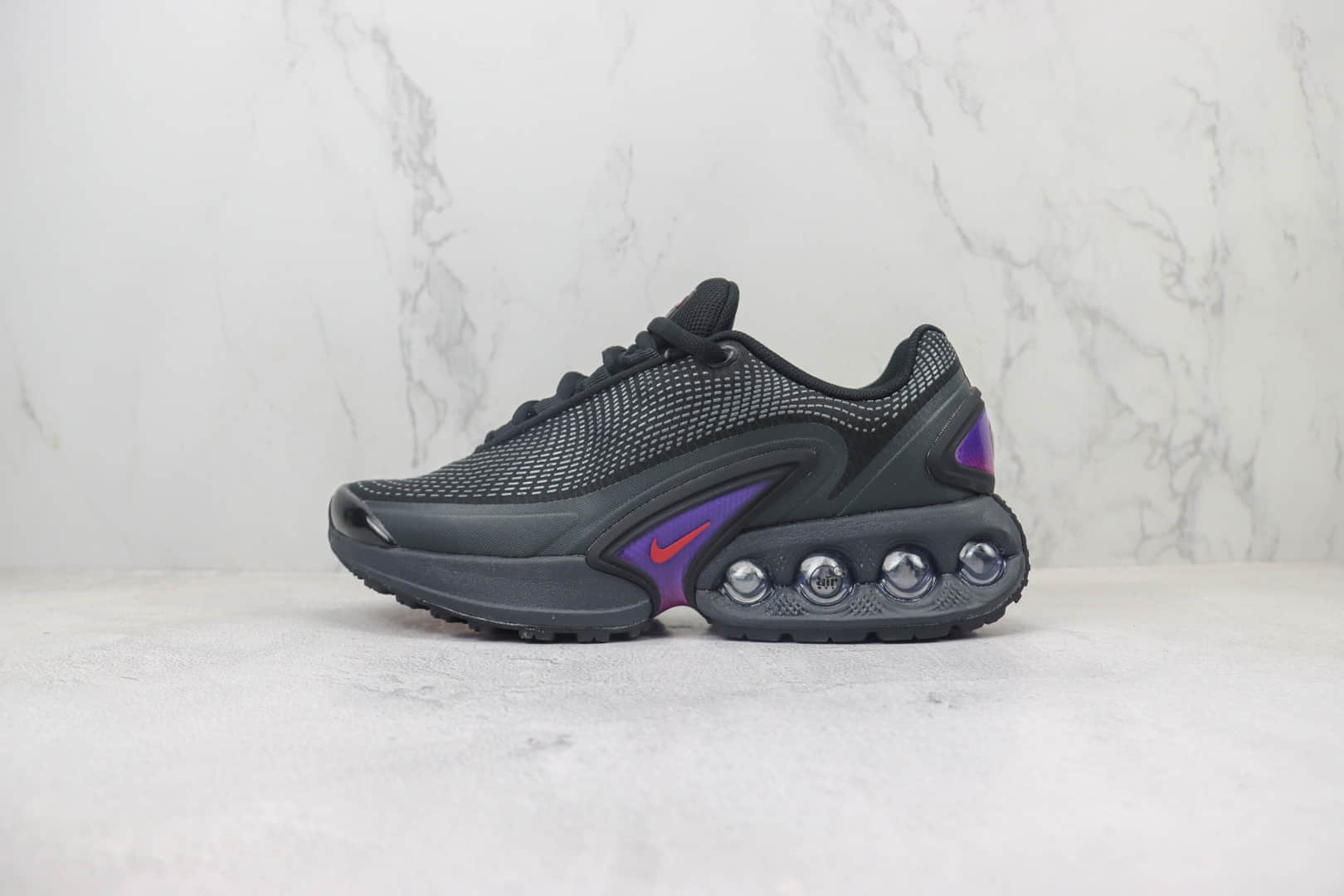 耐克Nike Air Max DN纯原版本黑粉紫半掌气垫跑鞋 莆田耐克货源 货号：DV3337-001