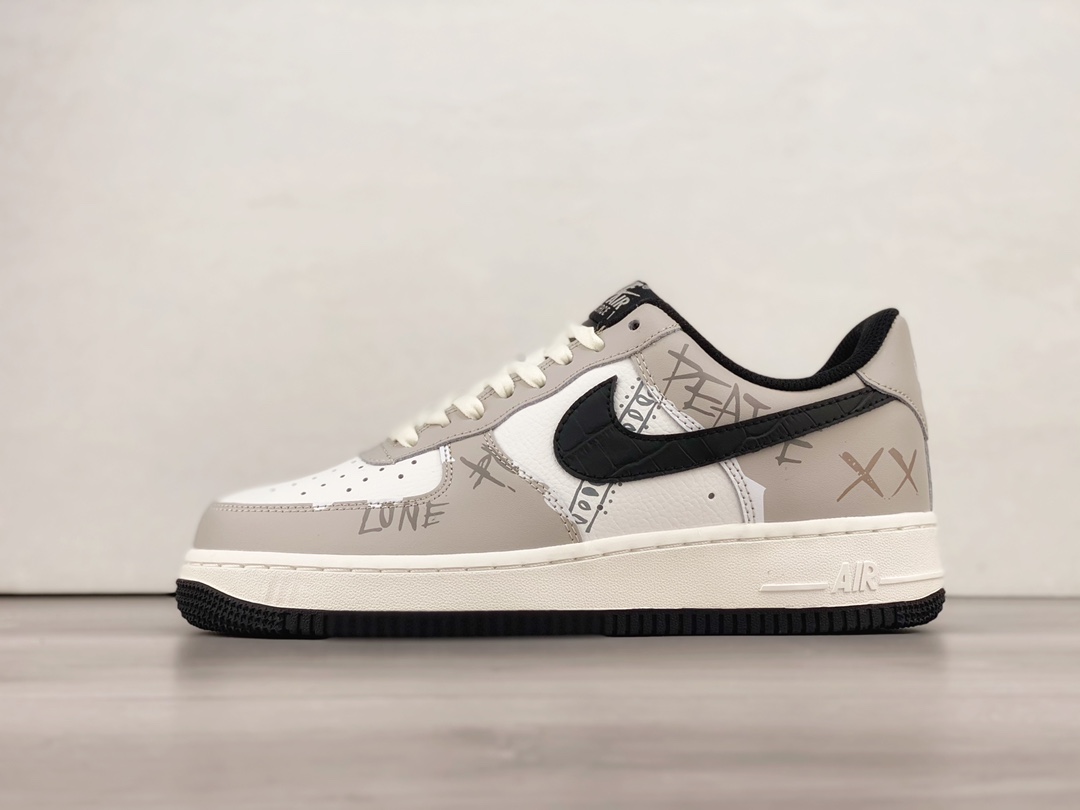 耐克Nike Air Force 1'07 Low纯原版本空军一号AF1西海岸低帮板鞋 莆田耐克货源 货号：LT5986-921