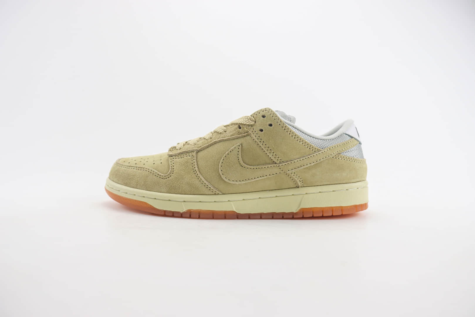 耐克Nike SB Dunk Low纯原版本低帮SB Dunk抹茶绿麂皮板鞋 莆田耐克代理 货号：HJ0367-200