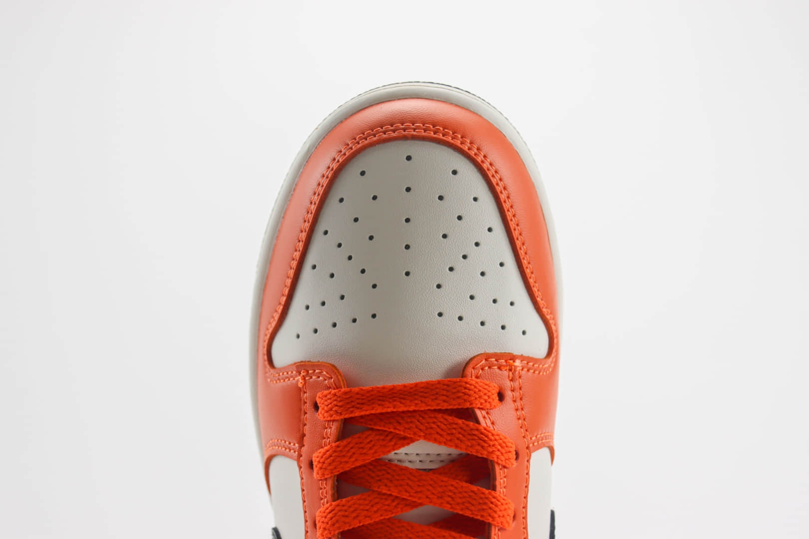 耐克Nike Dunk Low纯原版本低帮Dunk白橙黑勾板鞋 莆田复刻鞋货源 货号：DH9765-003