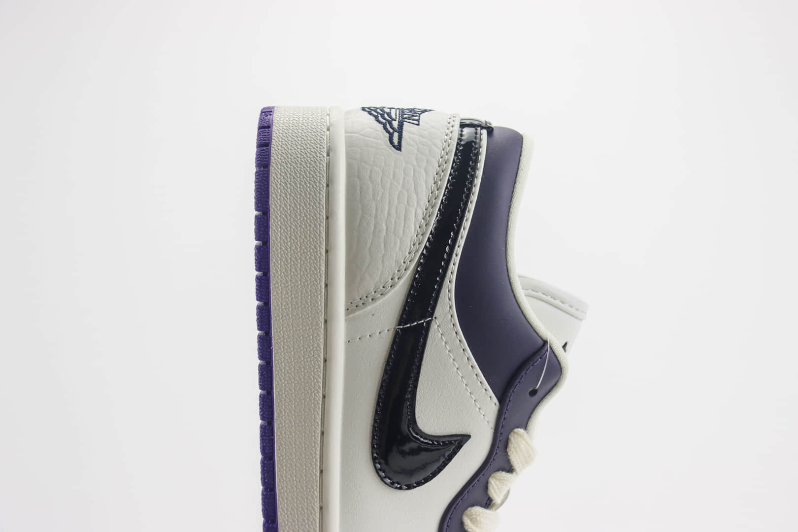 乔丹Air Jordan 1 Low纯原版本低帮AJ1白紫渐变板鞋 莆田AJ货源 货号：HF5759-101