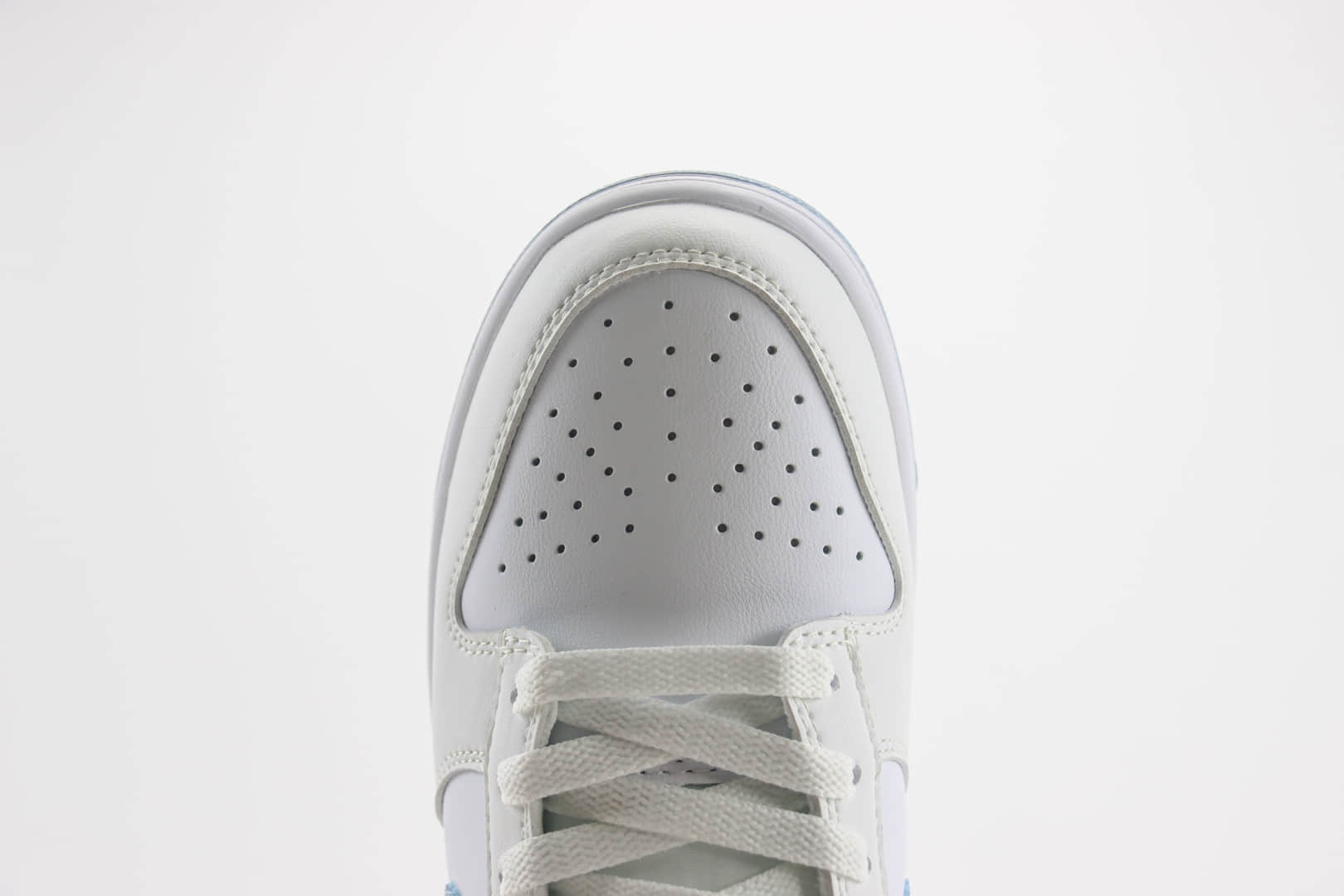 耐克Nike SB Dunk Low纯原版本低帮SB Dunk白蓝色滑板板鞋 莆田耐克货源 货号：DV0831-109