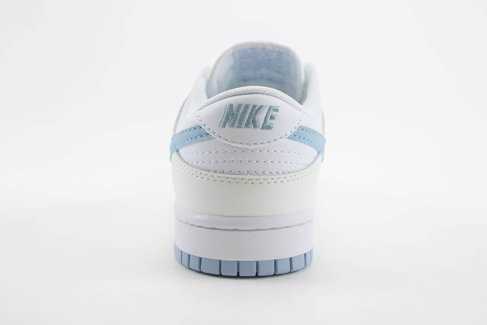耐克Nike SB Dunk Low纯原版本低帮SB Dunk白蓝色滑板板鞋 莆田耐克货源 货号：DV0831-109