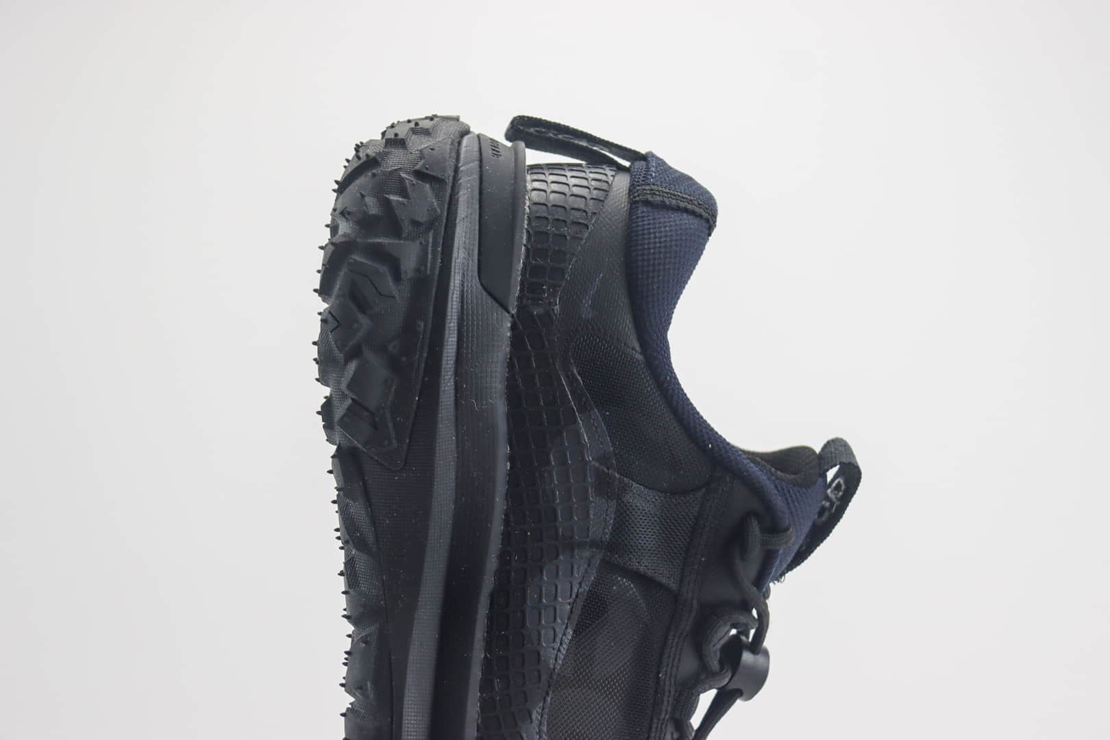 耐克Nike ACG Mountain Fly 2 Low SE纯原版本黑武士户外登山跑鞋 莆田耐克货源 货号：DV7903-002