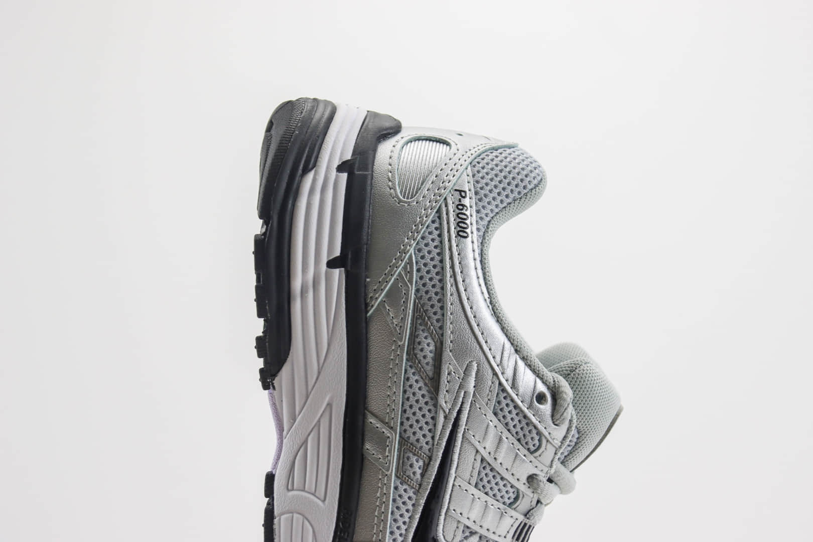 耐克Nike Initiator Running P-6000纯原版本银灰色Ins爆款老爹鞋 莆田耐克货源 货号：FD9876-101