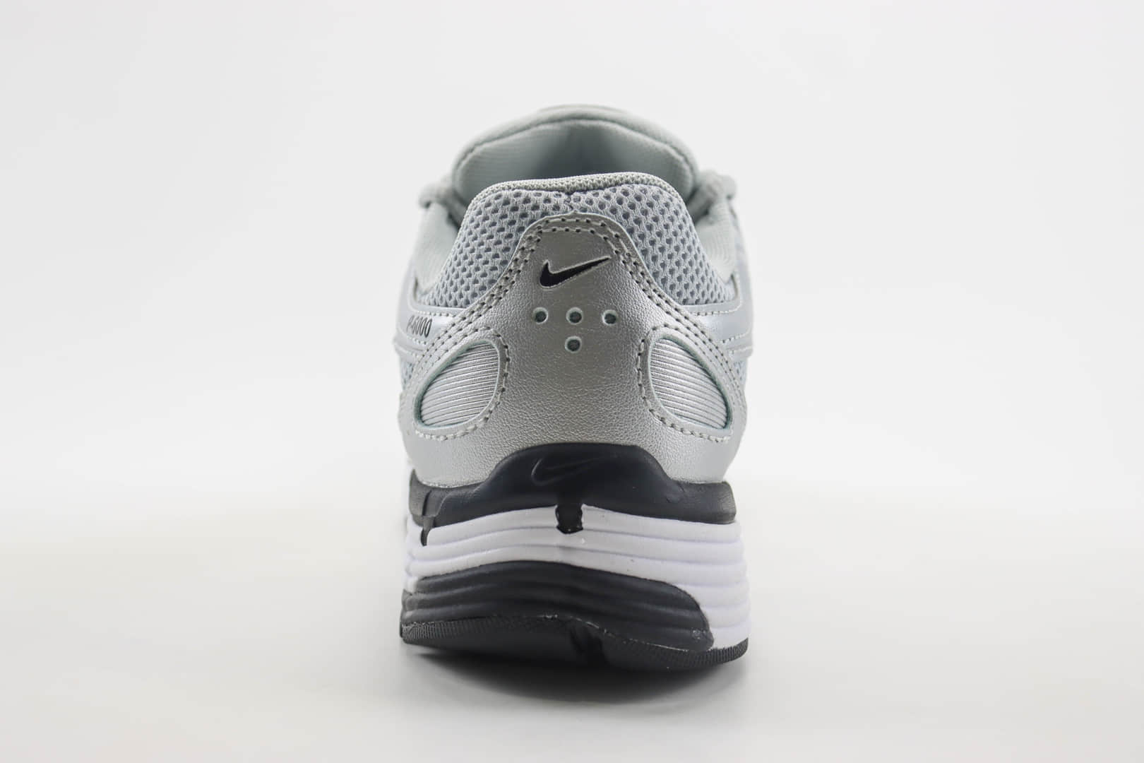 耐克Nike Initiator Running P-6000纯原版本银灰色Ins爆款老爹鞋 莆田耐克货源 货号：FD9876-101