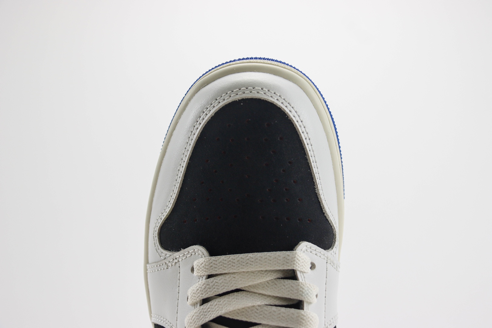 乔丹Air Jordan 1 Low “Quai 54”纯原版本低帮AJ1黑白蓝篮球鞋 莆田AJ货源 货号：HQ0764-001