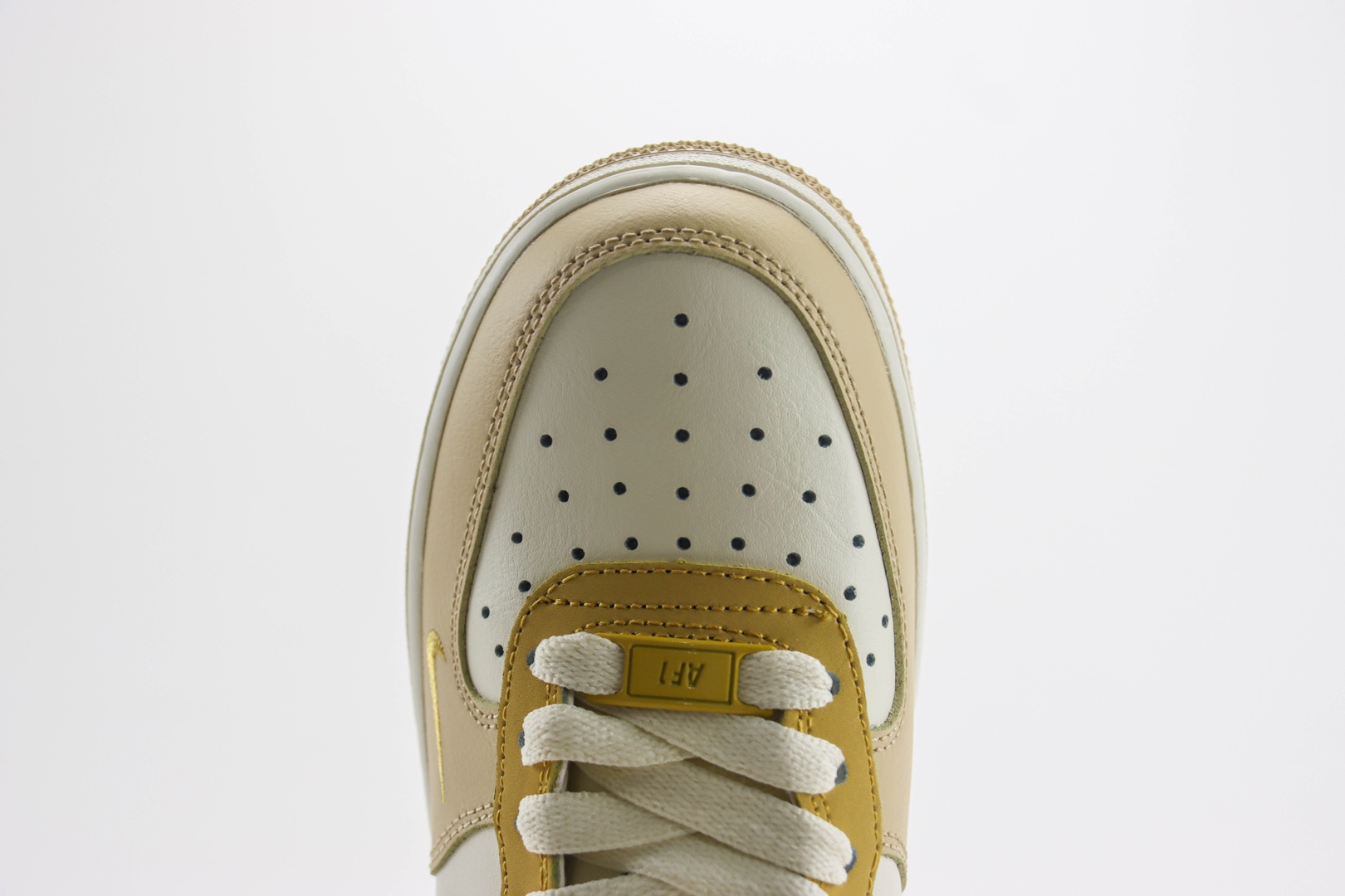 耐克Nike Air Force 1'07 Low “Psyduck”纯原版本空军一号AF1可达鸭板鞋 莆田耐克货源 货号：DB3301-661