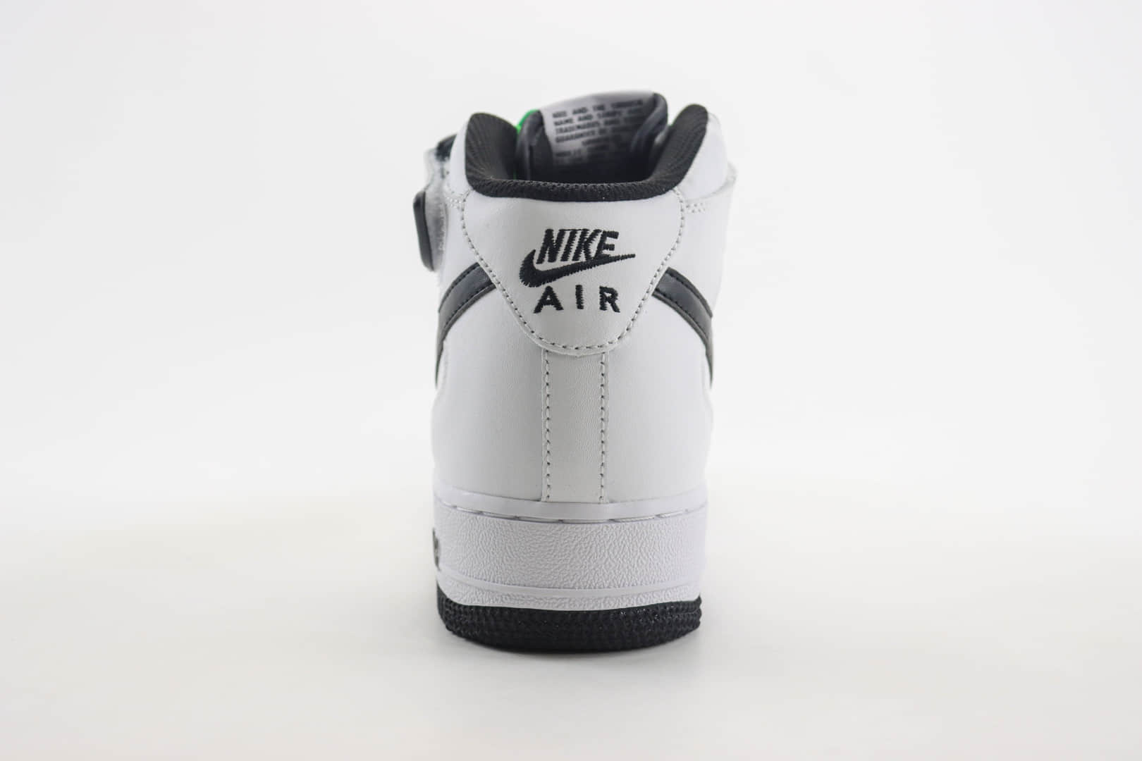 耐克Nike Air Force 1 Mid纯原版本空军一号中帮AF1白黑板鞋 莆田耐克货源 货号：DV0806-101