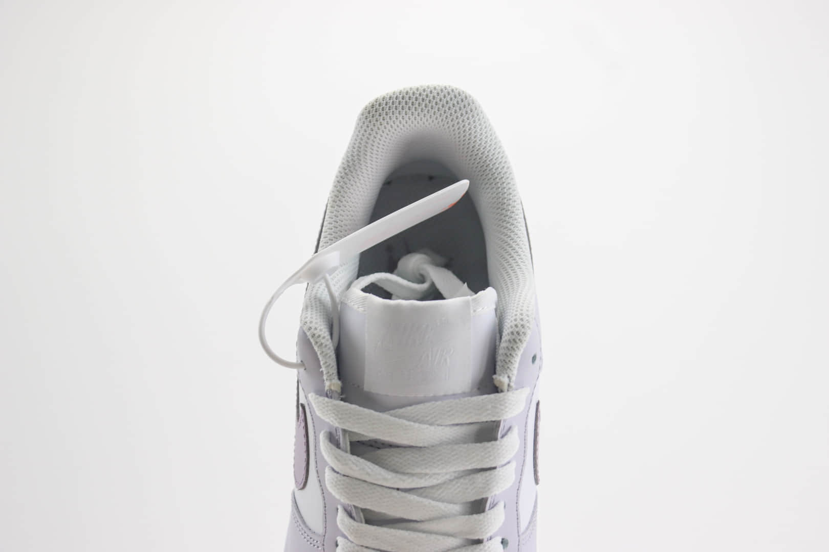 耐克Nike Air Force 1纯原版本低帮空军一号白灰紫色情人节签名款板鞋 莆田空军一号货源 货号：DY8899-004